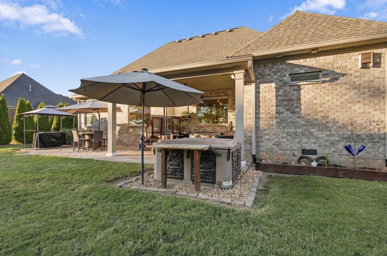 154 Spencer Spgs Property Photo 30