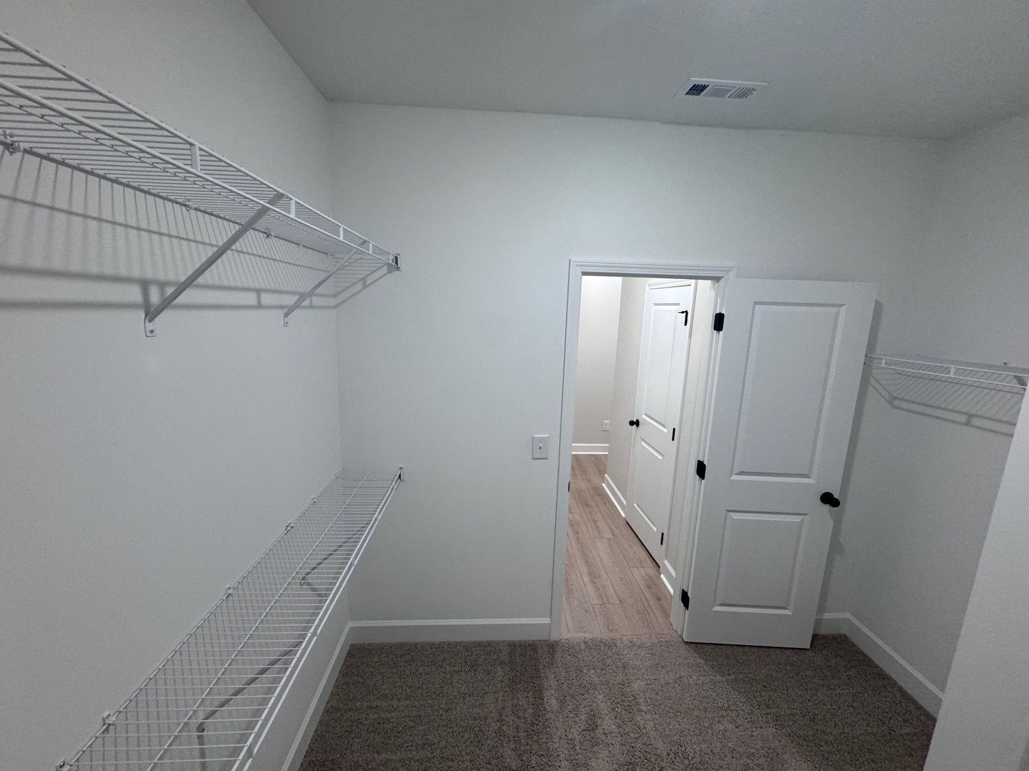 1126 June Wilde Rdg Property Photo 9