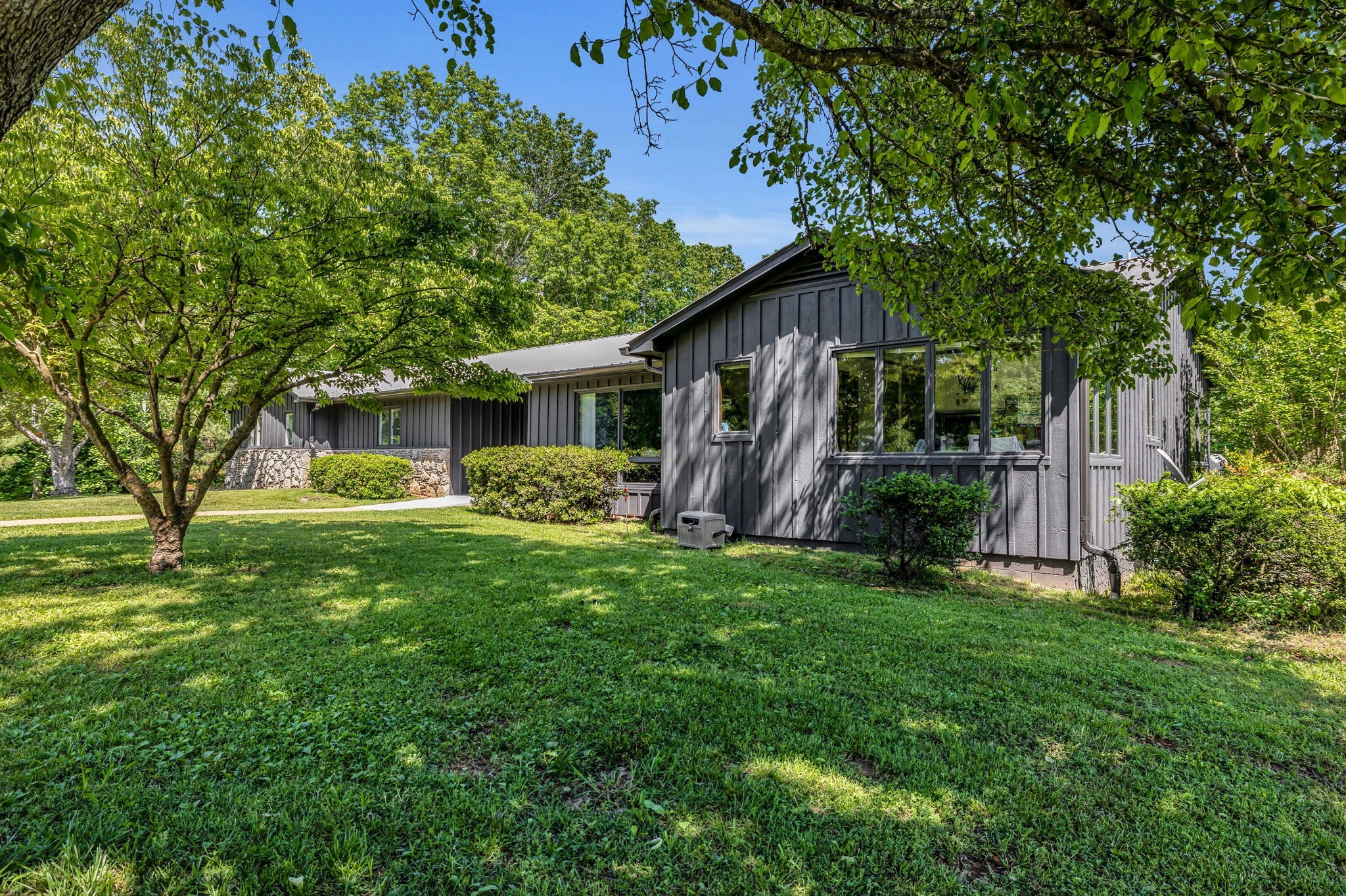 2993 Hobbitshire Dr Property Photo 1