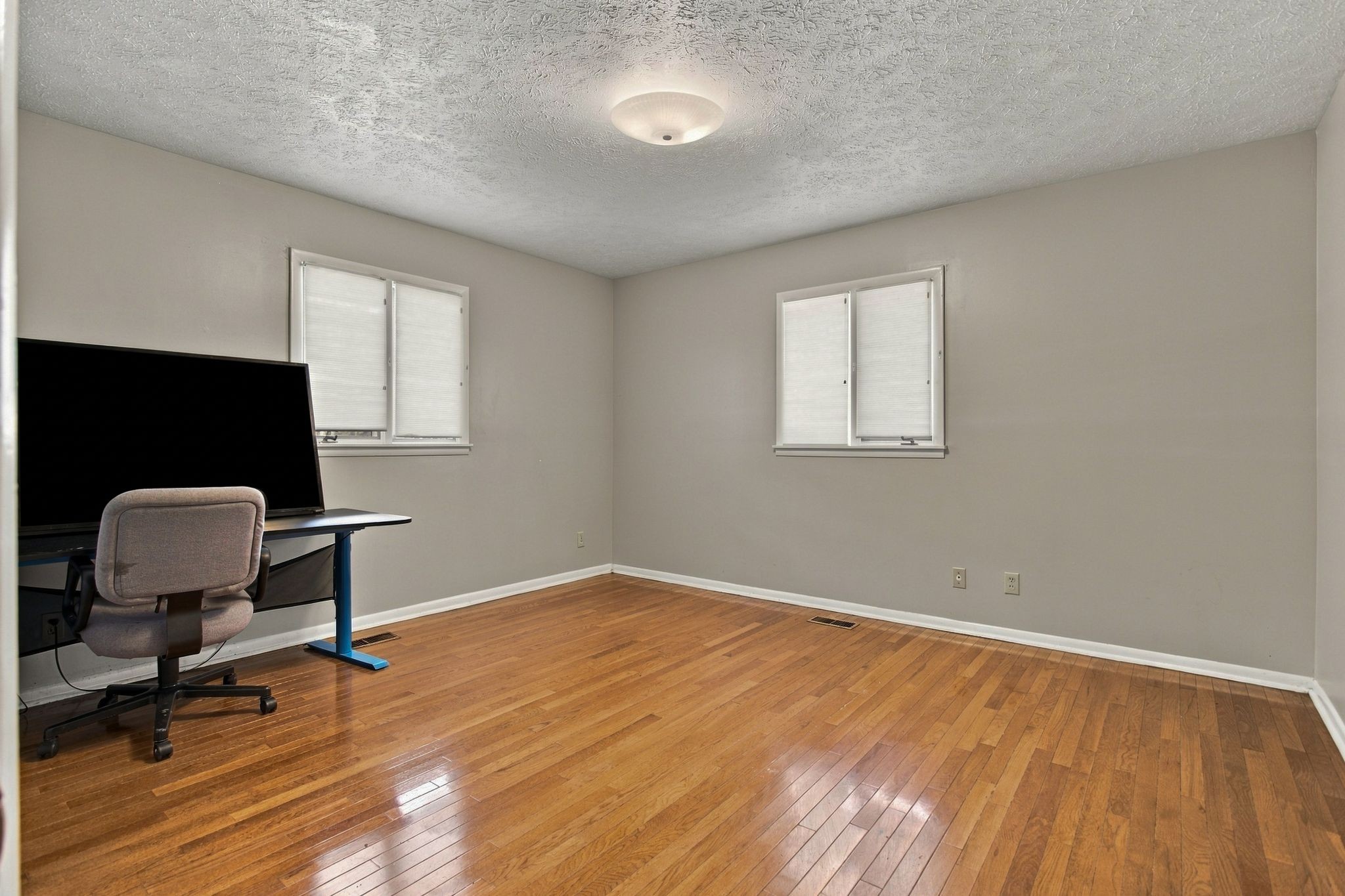 2993 Hobbitshire Dr Property Photo 49
