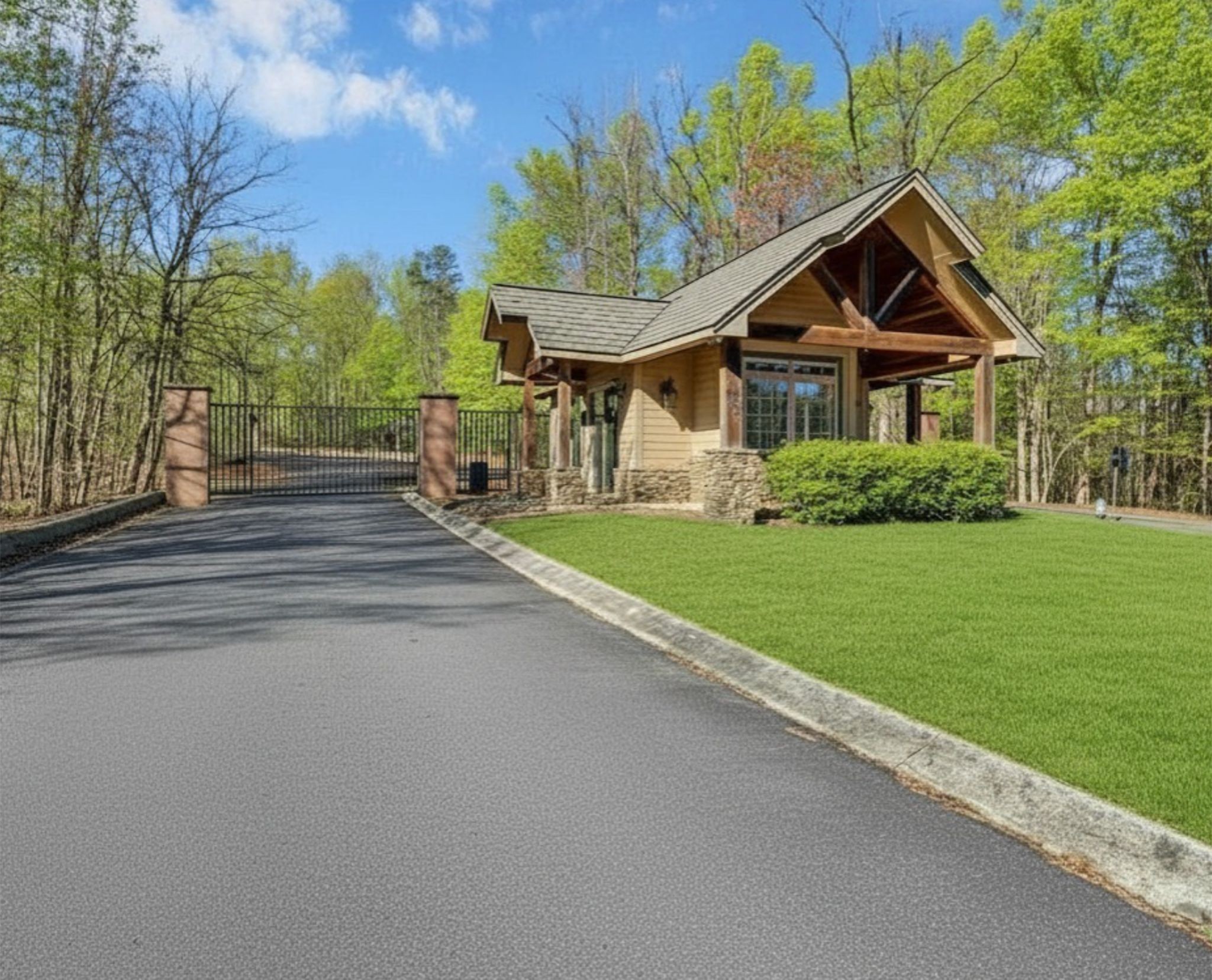 1309 Wind Rush Way Property Photo 5