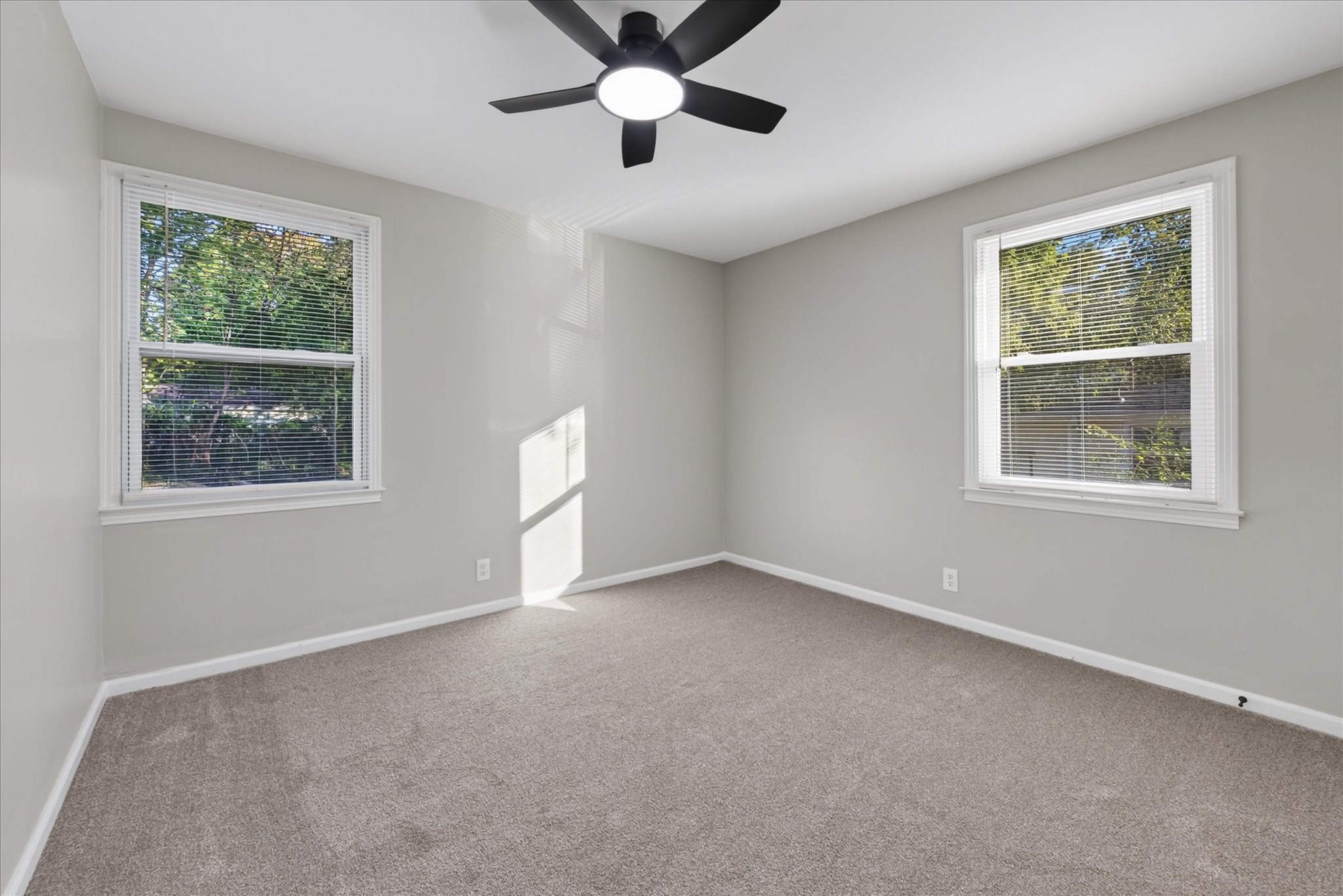 819 Country Club Dr Property Photo 19