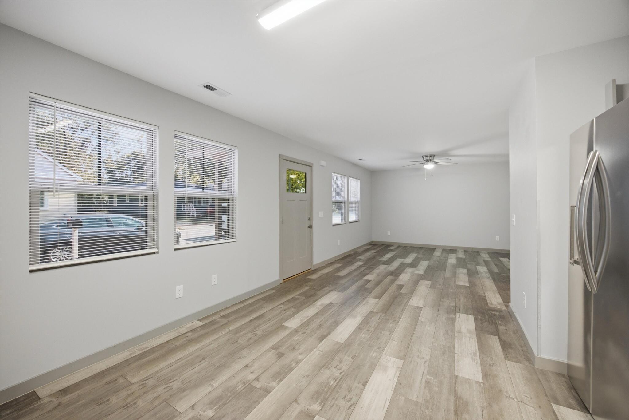 4021 Chandler Avenue Property Photo 6