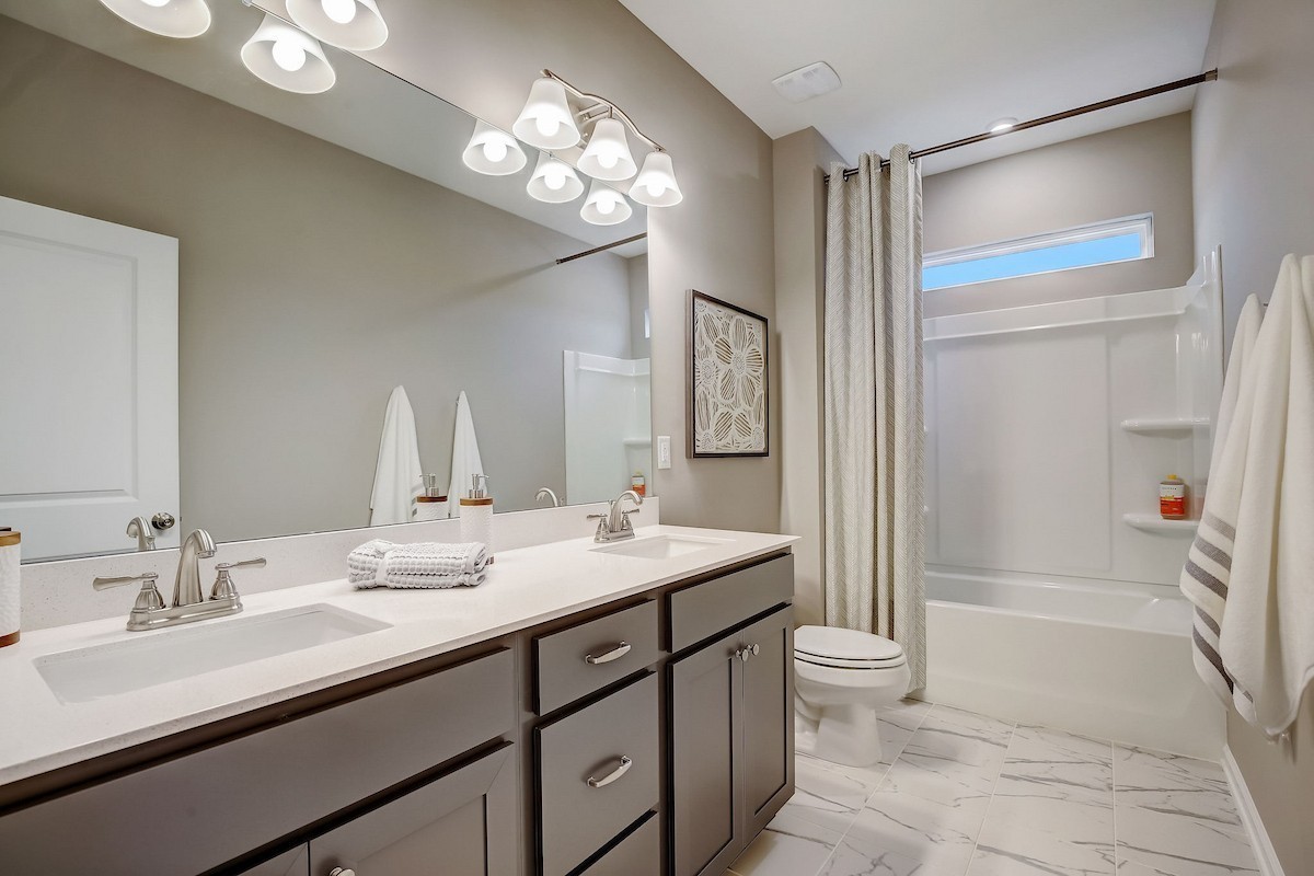 511 Charing Cross Dr Property Photo 30