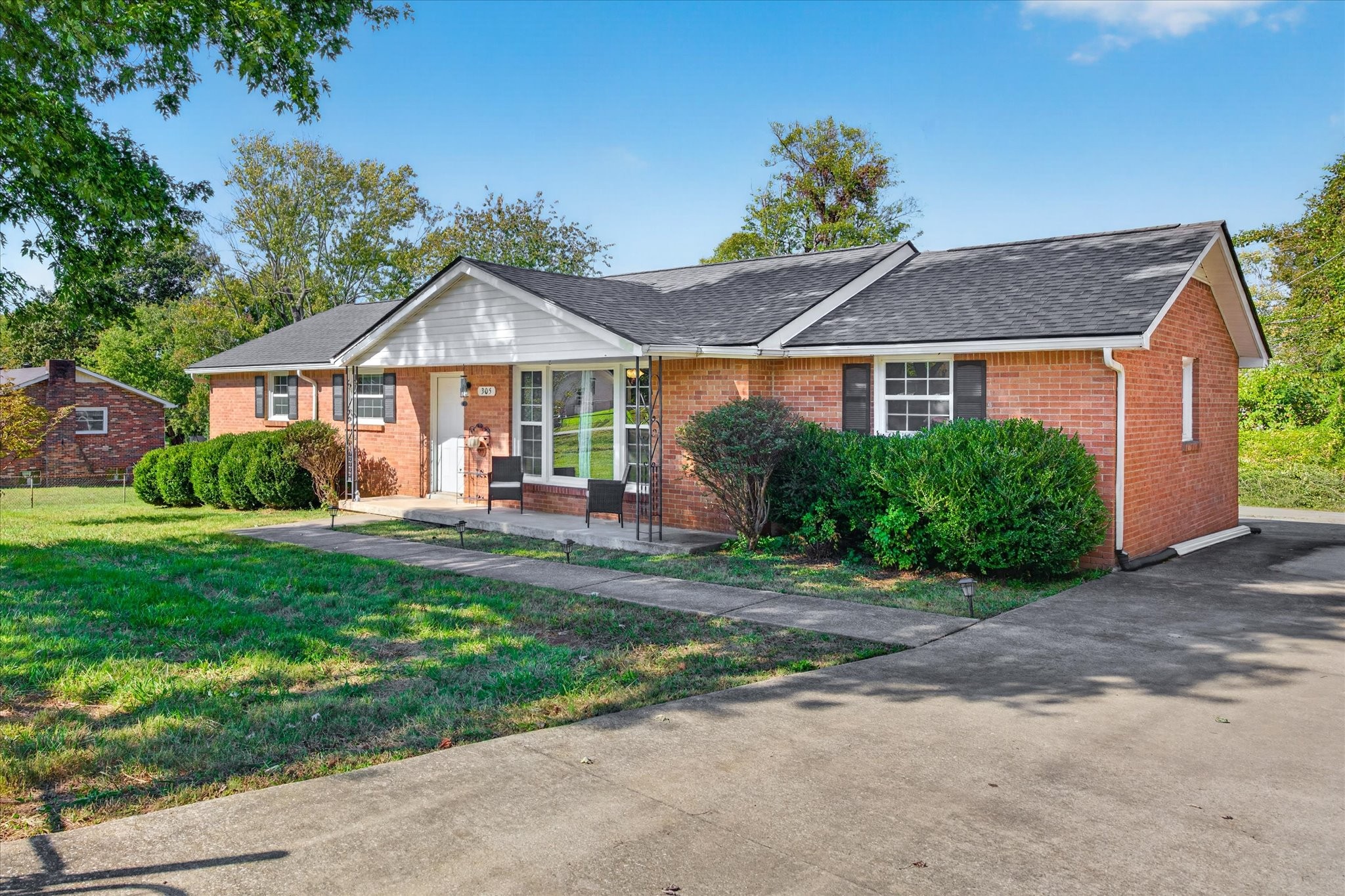 305 Rue Le Mans Drive Property Photo 1
