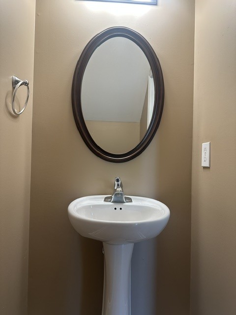 2249 Spring Meadow Ln, Se Property Photo 6