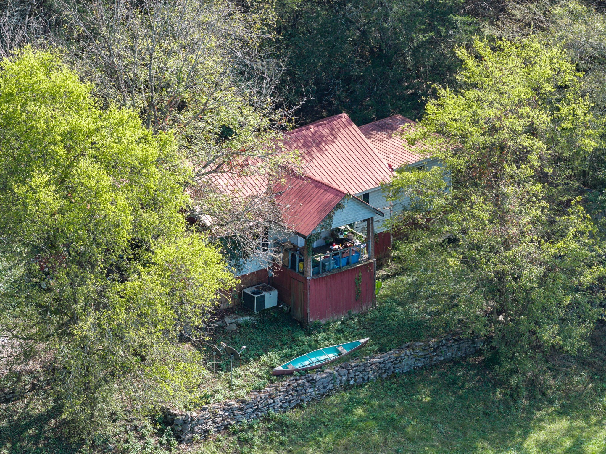 642 Club Springs Rd Property Photo 9