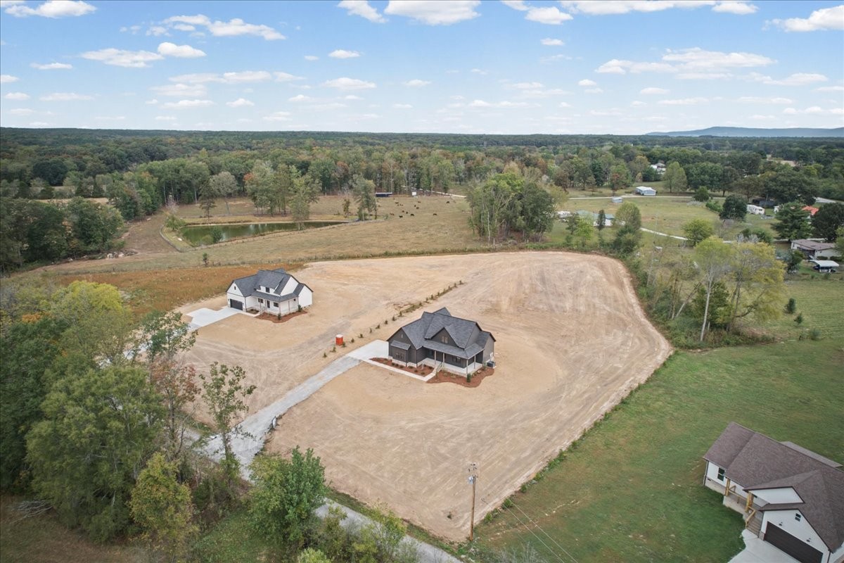 166 Lightfoot Ln Property Photo 8