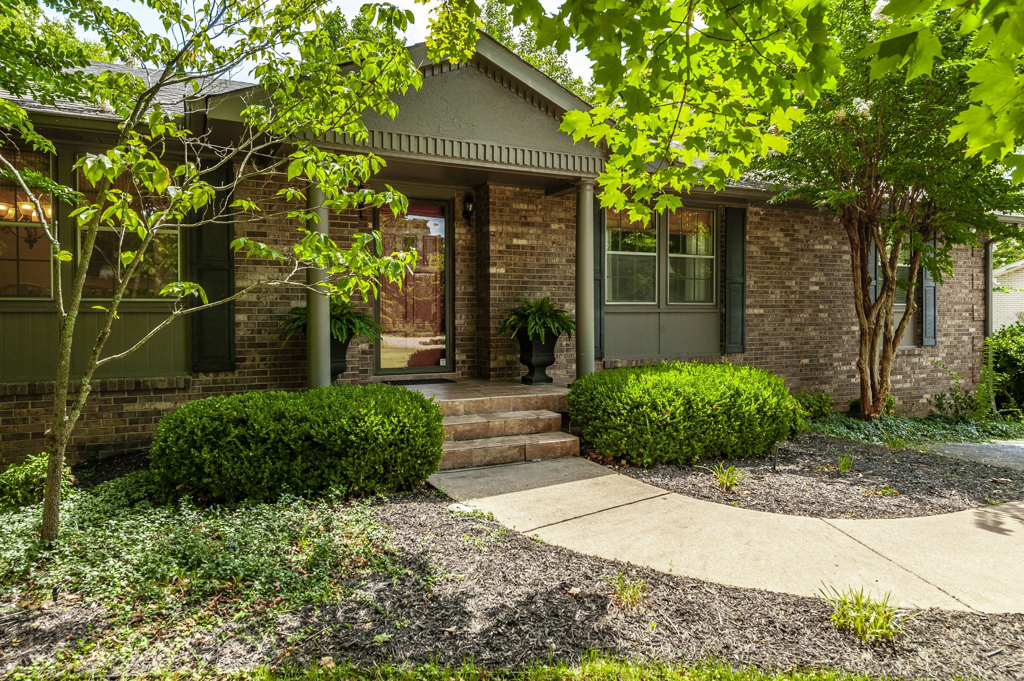 611 Trebor Dr Property Photo 2