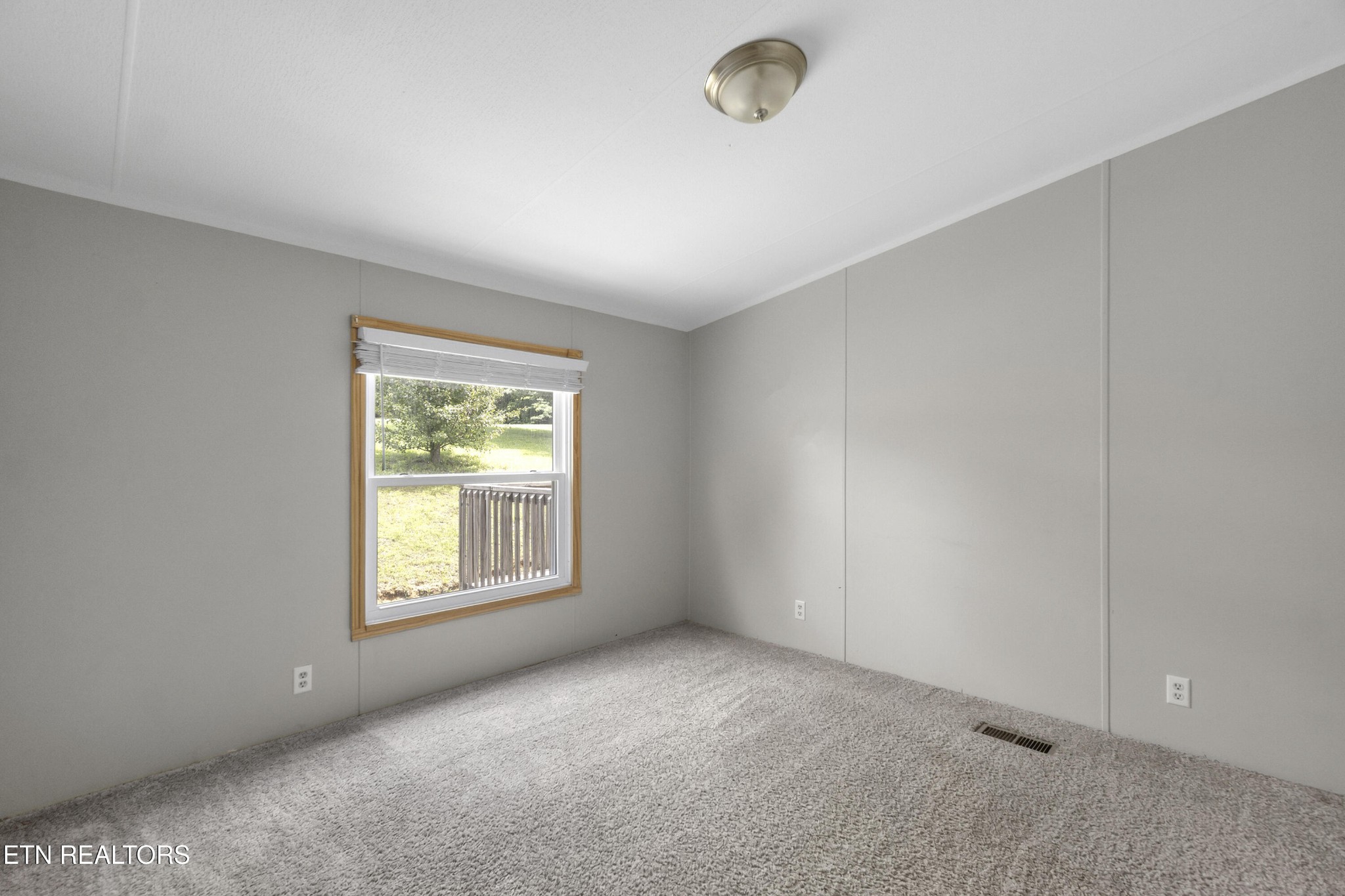 406 Mount Horeb Rd Property Photo 22