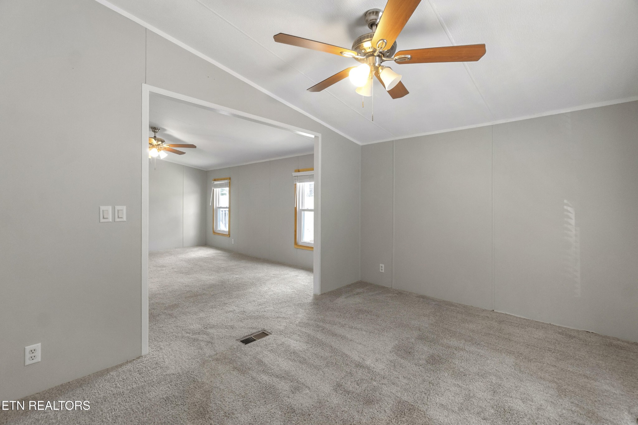 406 Mount Horeb Rd Property Photo 32
