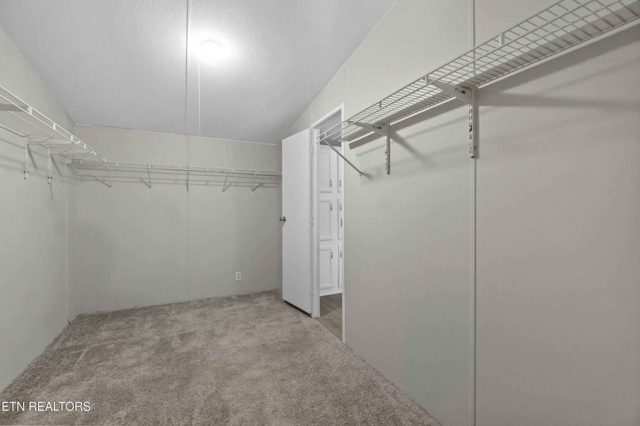 406 Mount Horeb Rd Property Photo 33