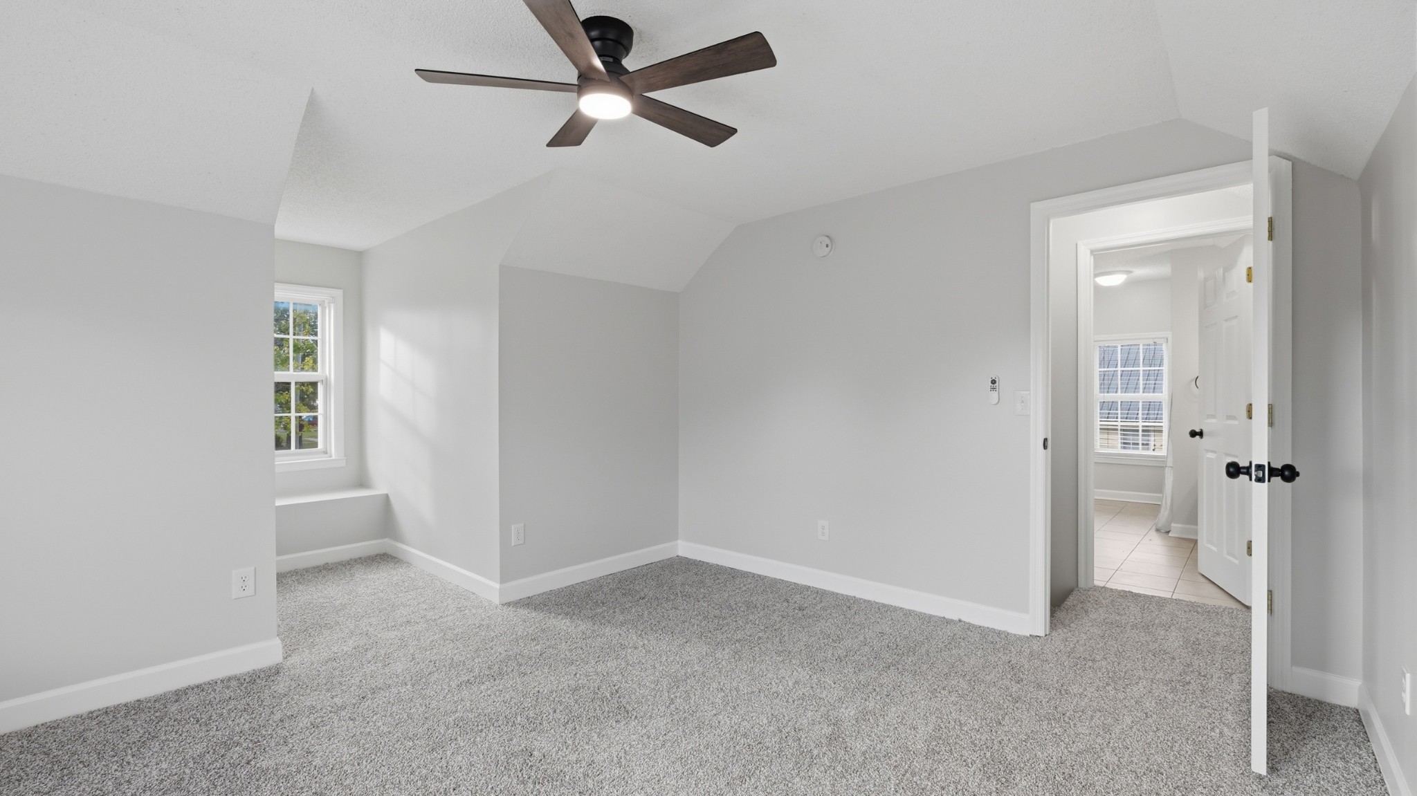 1303 E Lincoln St Property Photo 21