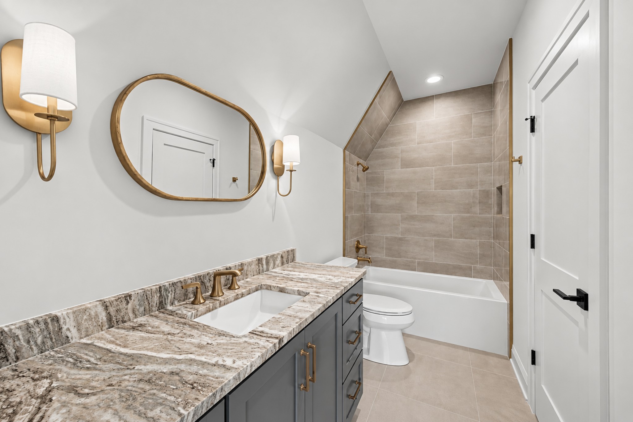 6025 Opus St Property Photo 73