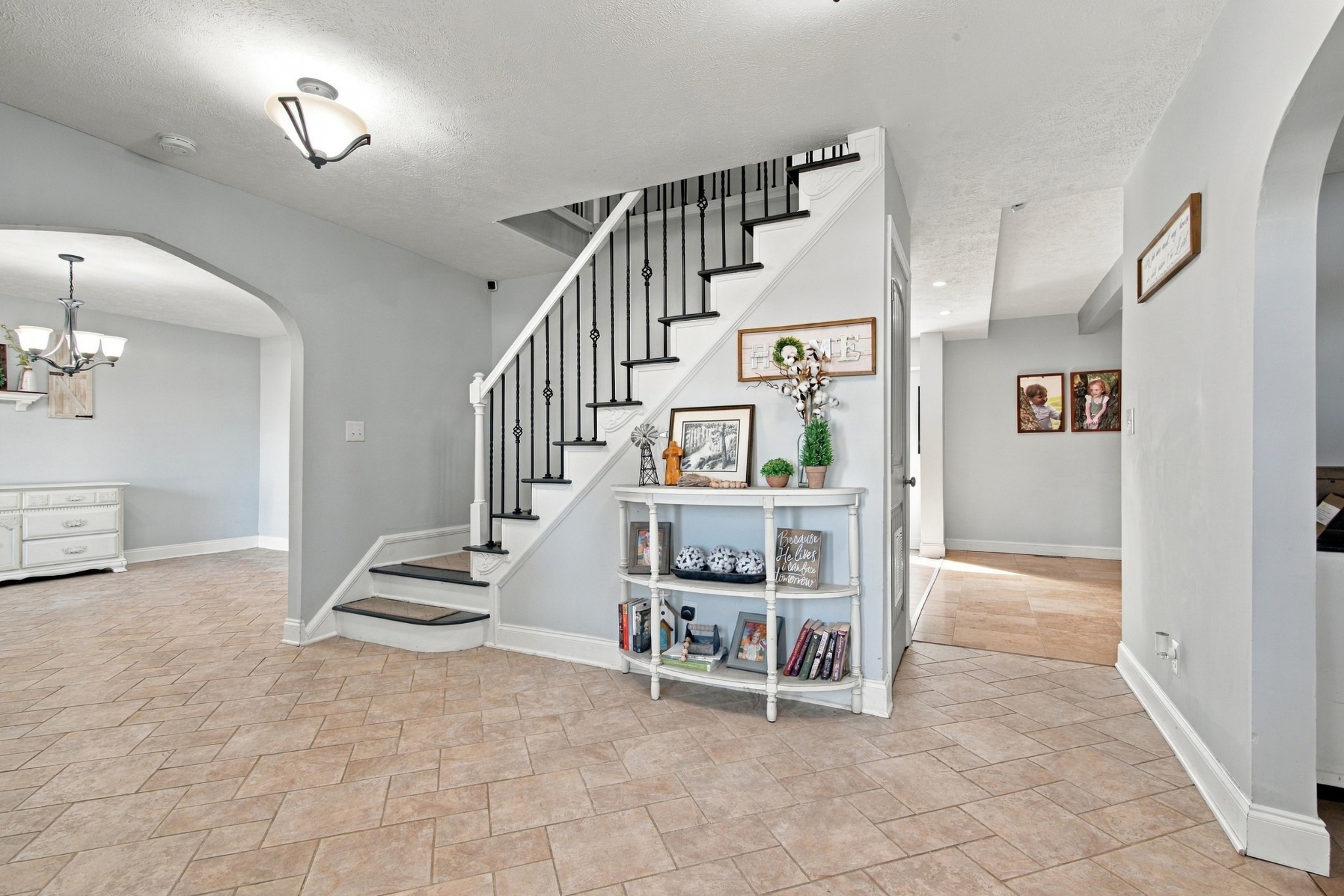 92 Bluegrass Rd Property Photo 4