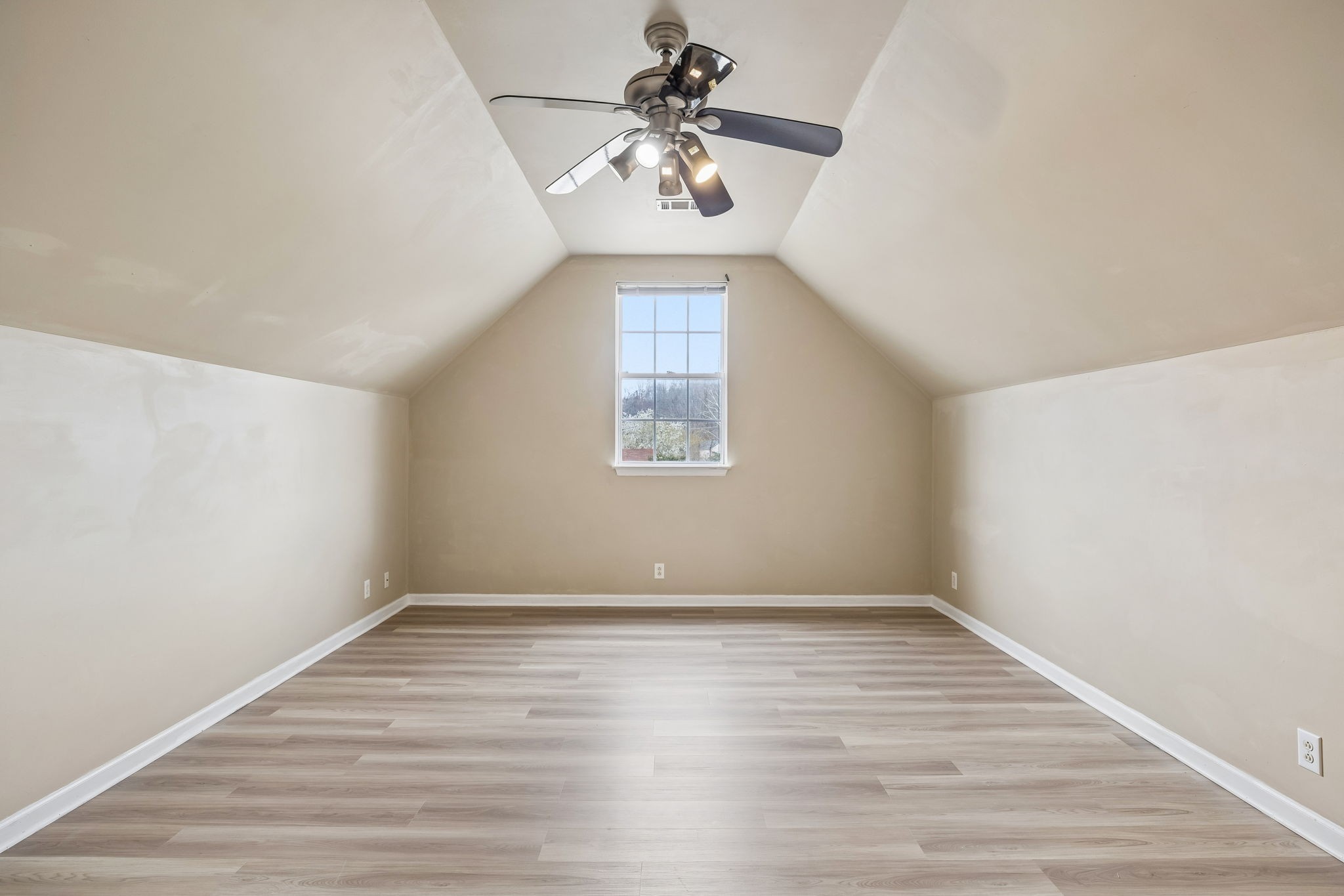 7928 Boone Trce Property Photo 26