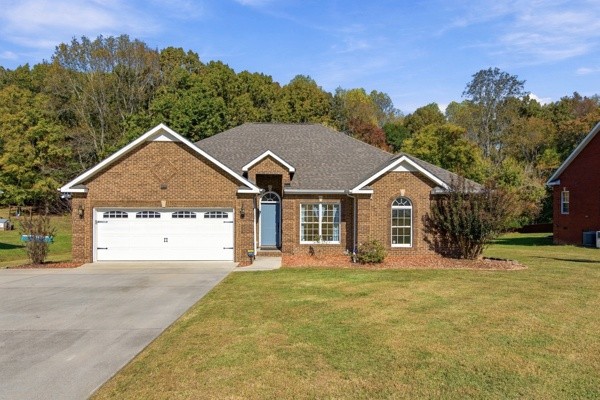 29 Rebecca Ln, E Property Photo 1