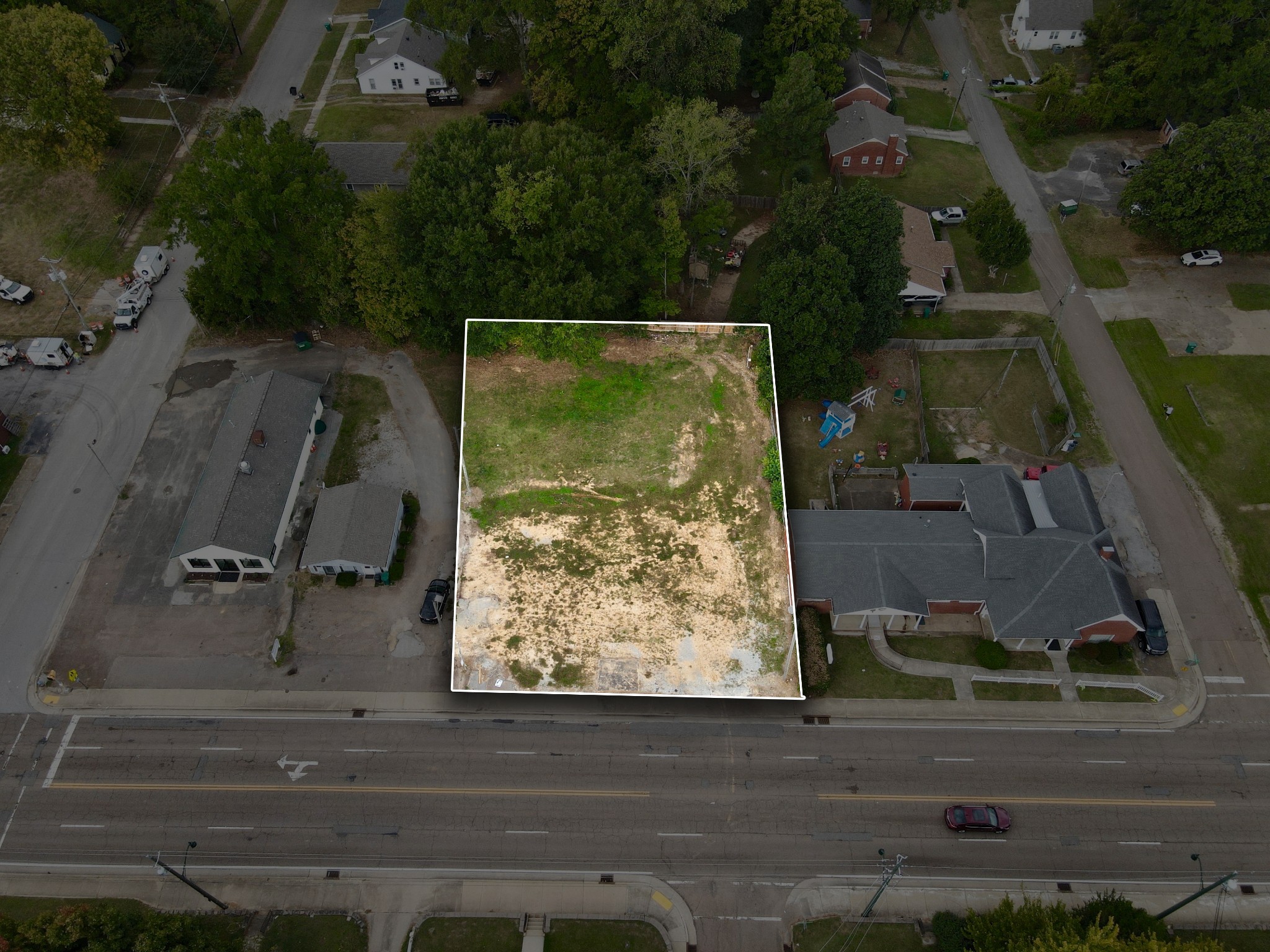 935 N Highland Ave Property Photo 1