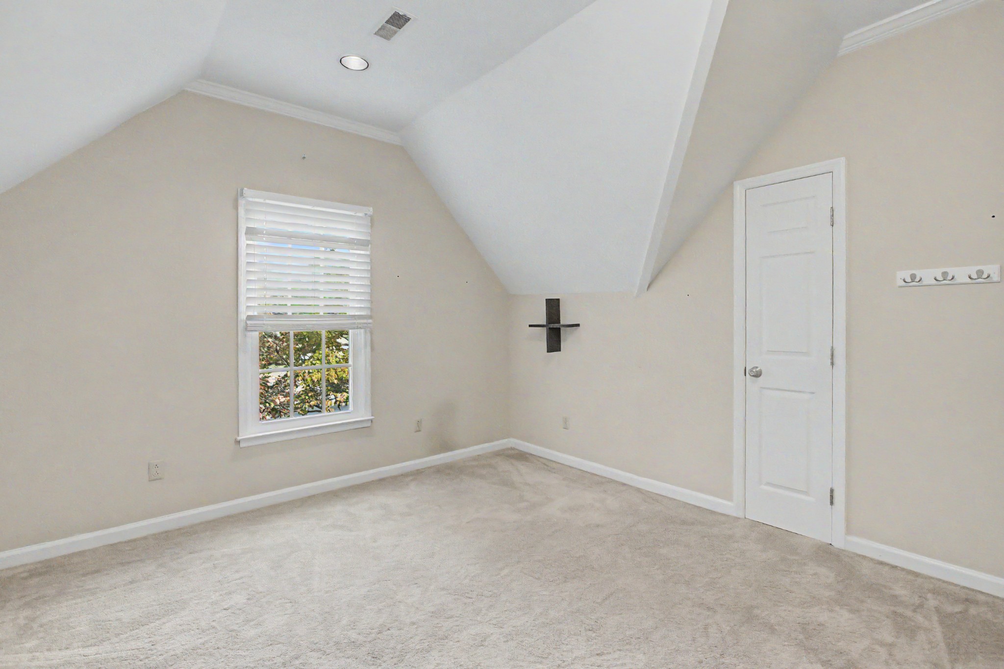 67 Deerfield Ln Property Photo 16