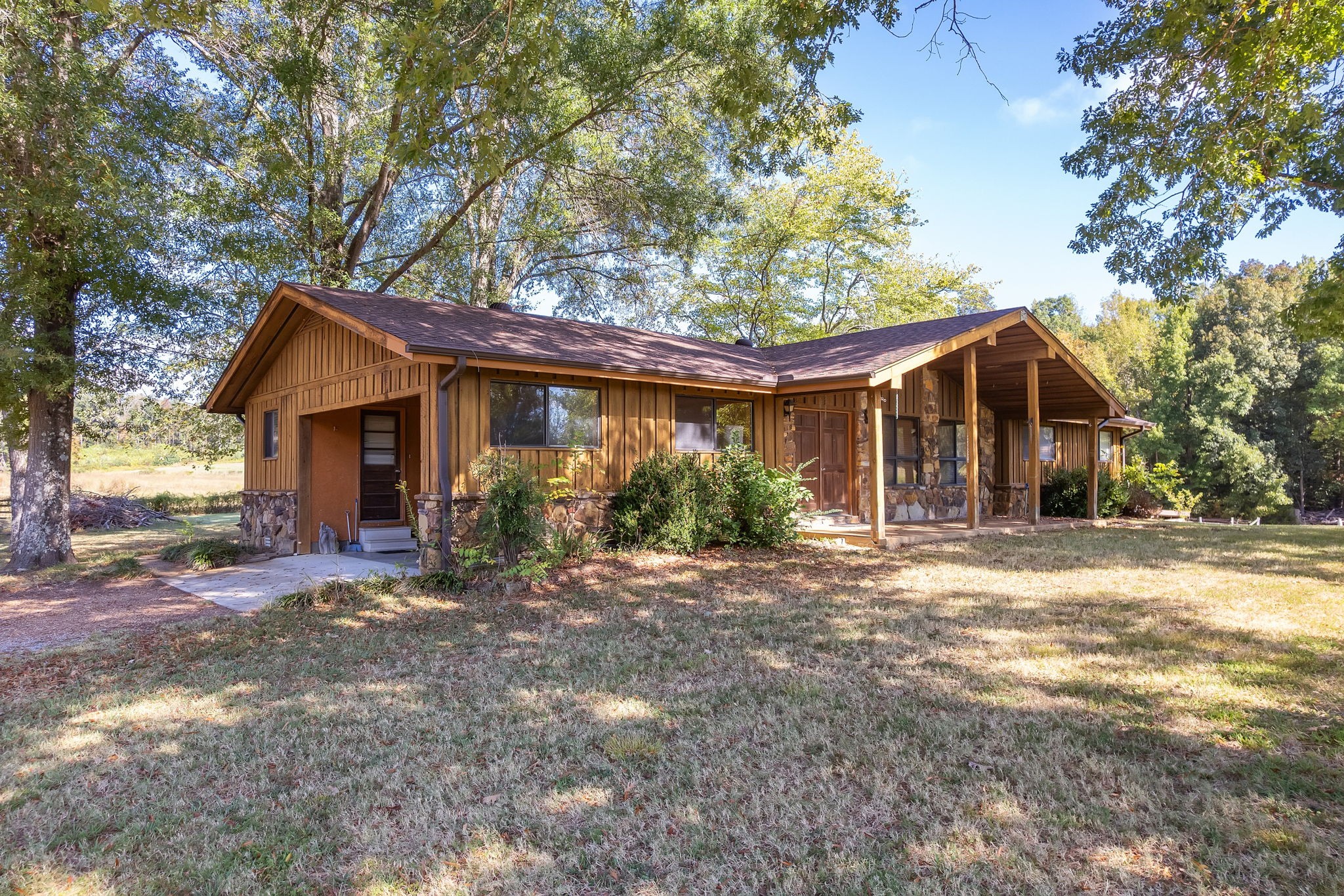2636 Roach Rd Property Photo 3