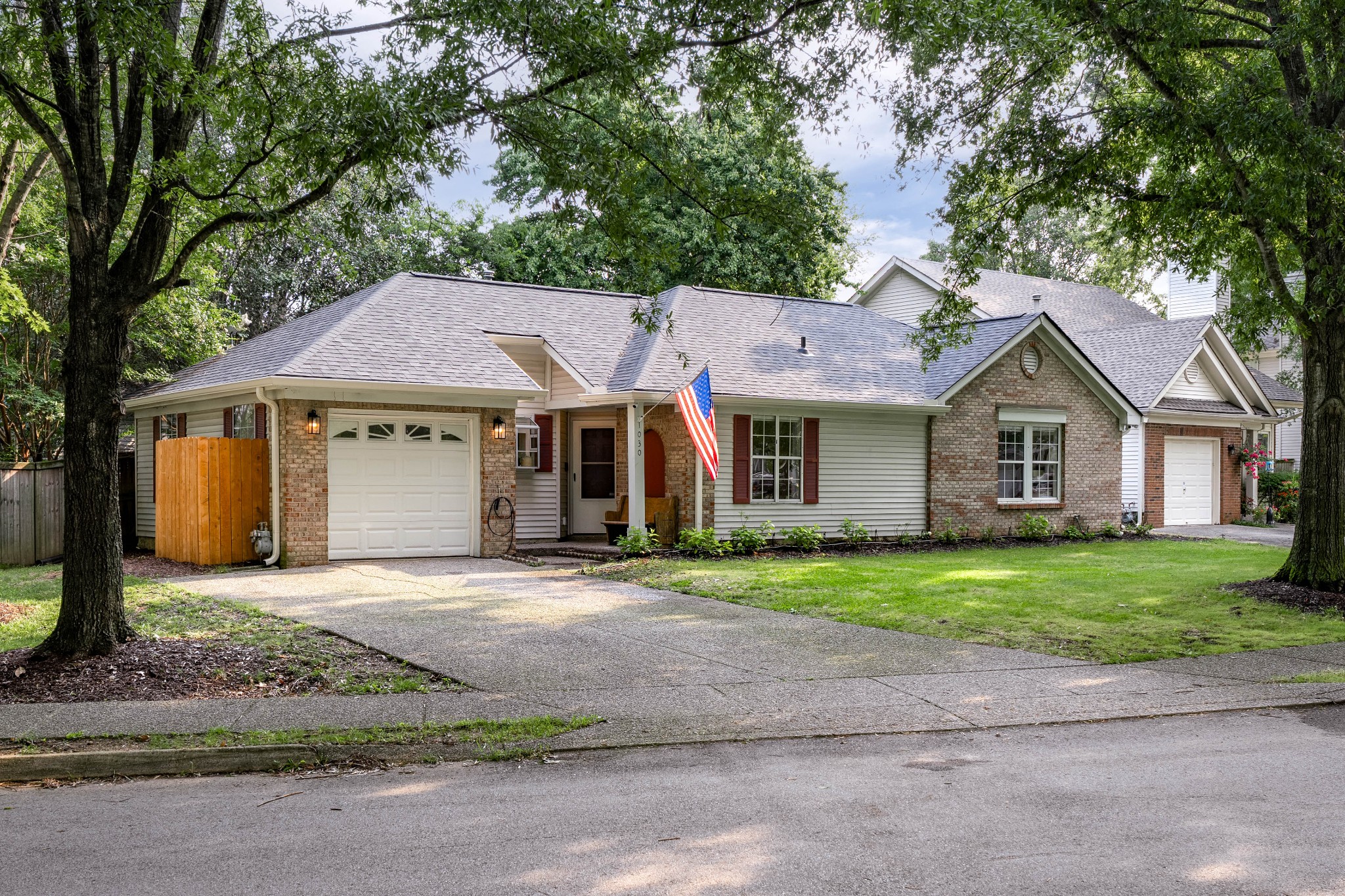 1030 Walesworth Dr Property Photo 1