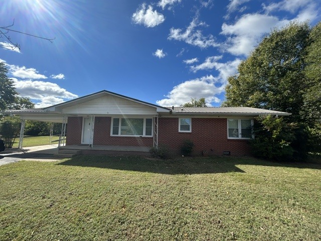 819 Murrey Dr Property Photo 1