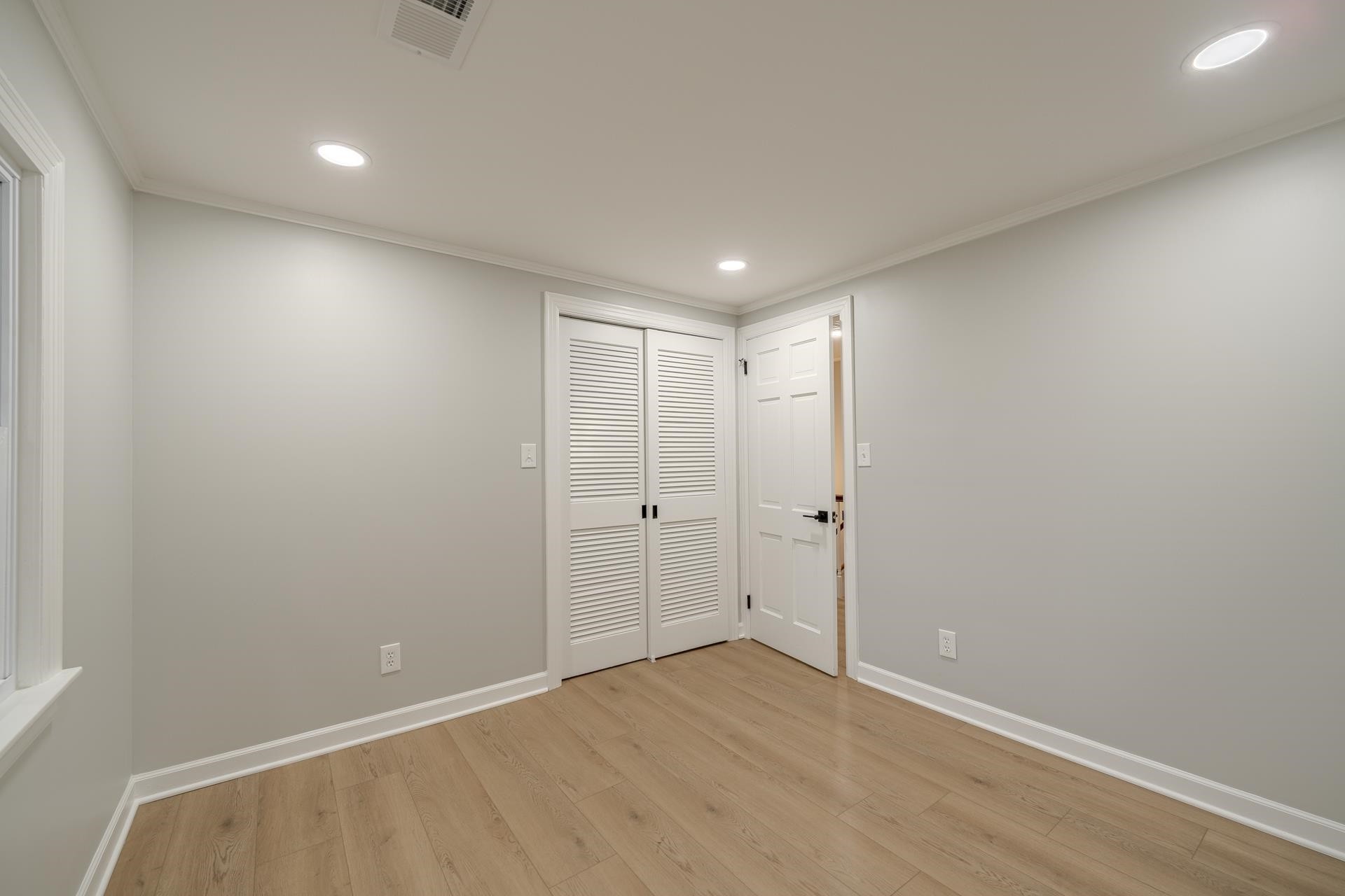 320 Morningside Cir Property Photo 34