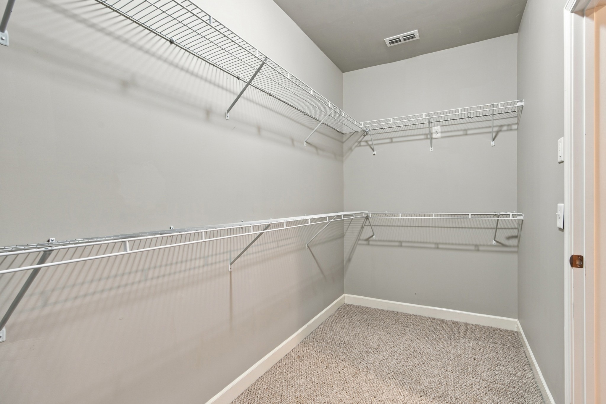 2148 Cason Ln Property Photo 17