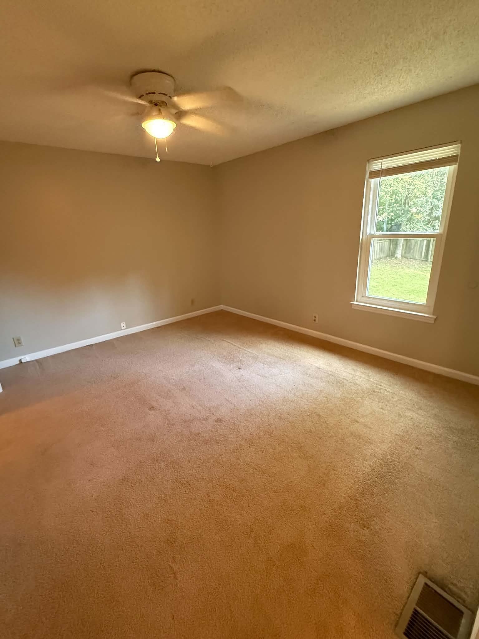 605 Alison Ct Property Photo 17