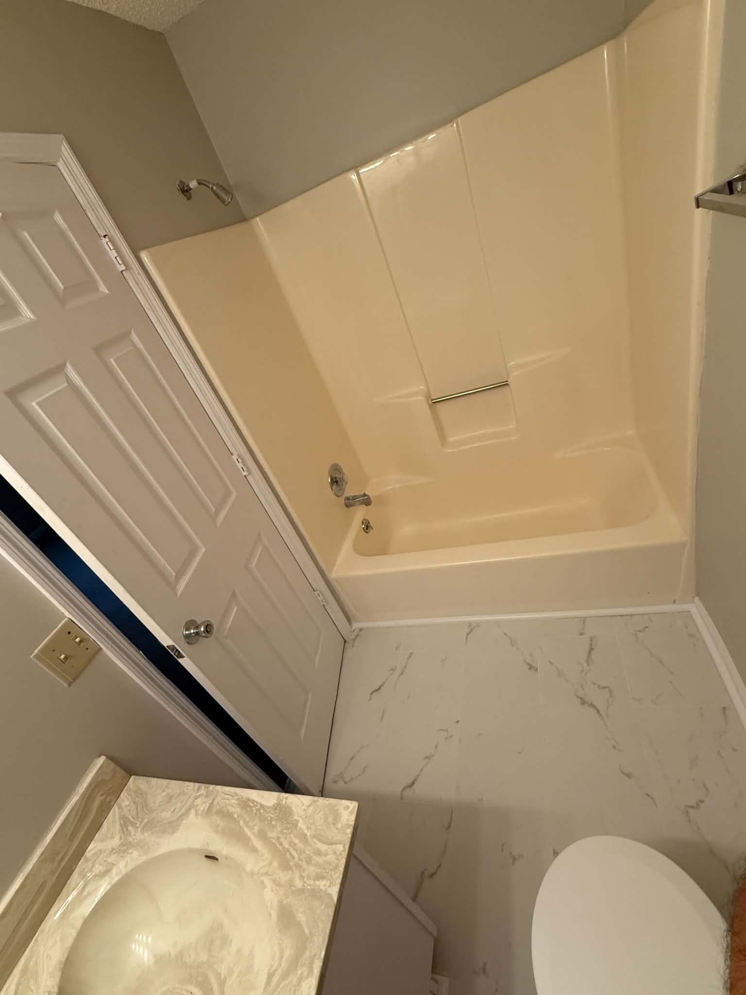 605 Alison Ct Property Photo 18