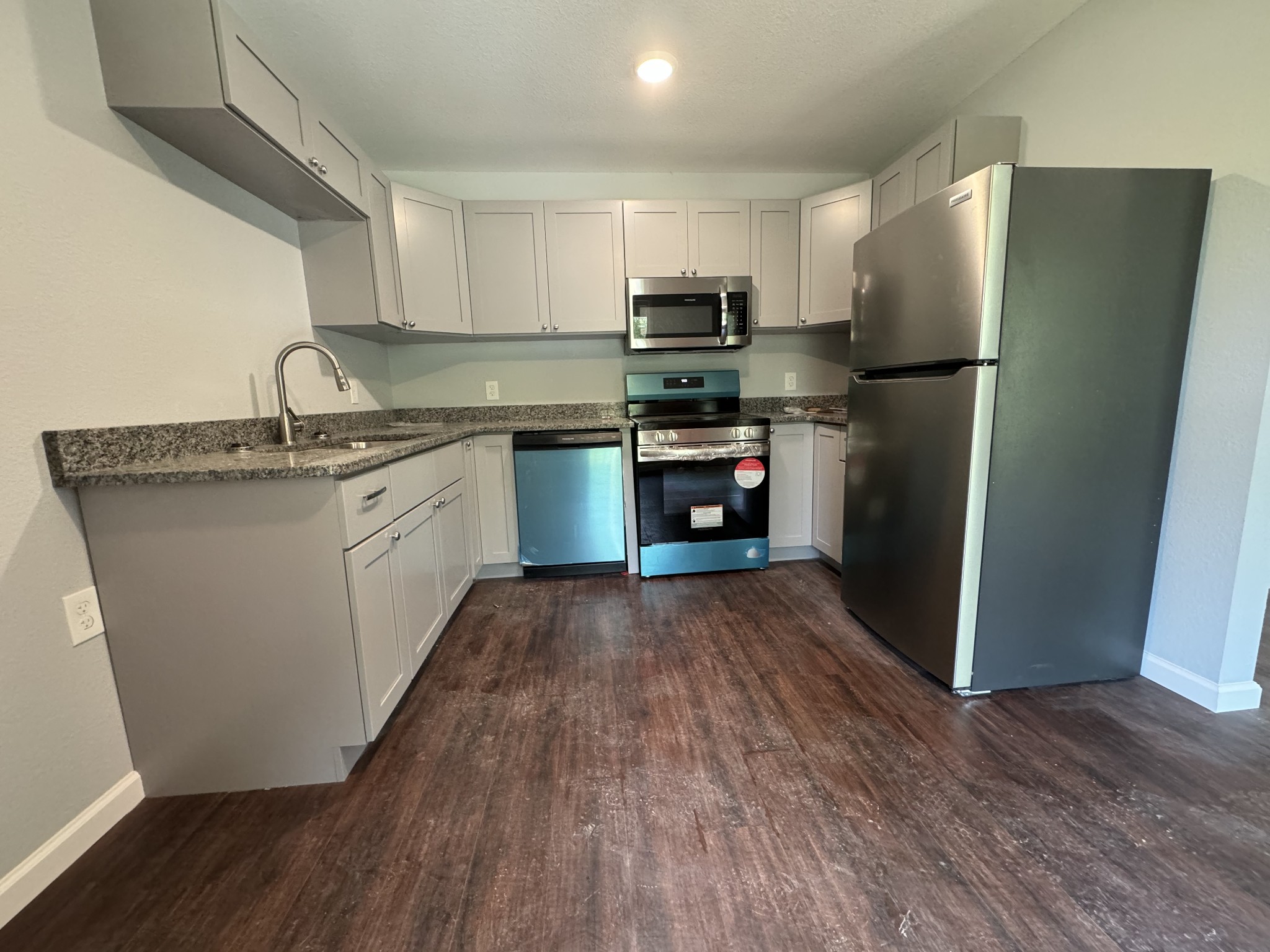 845 Spring Ave Property Photo 1