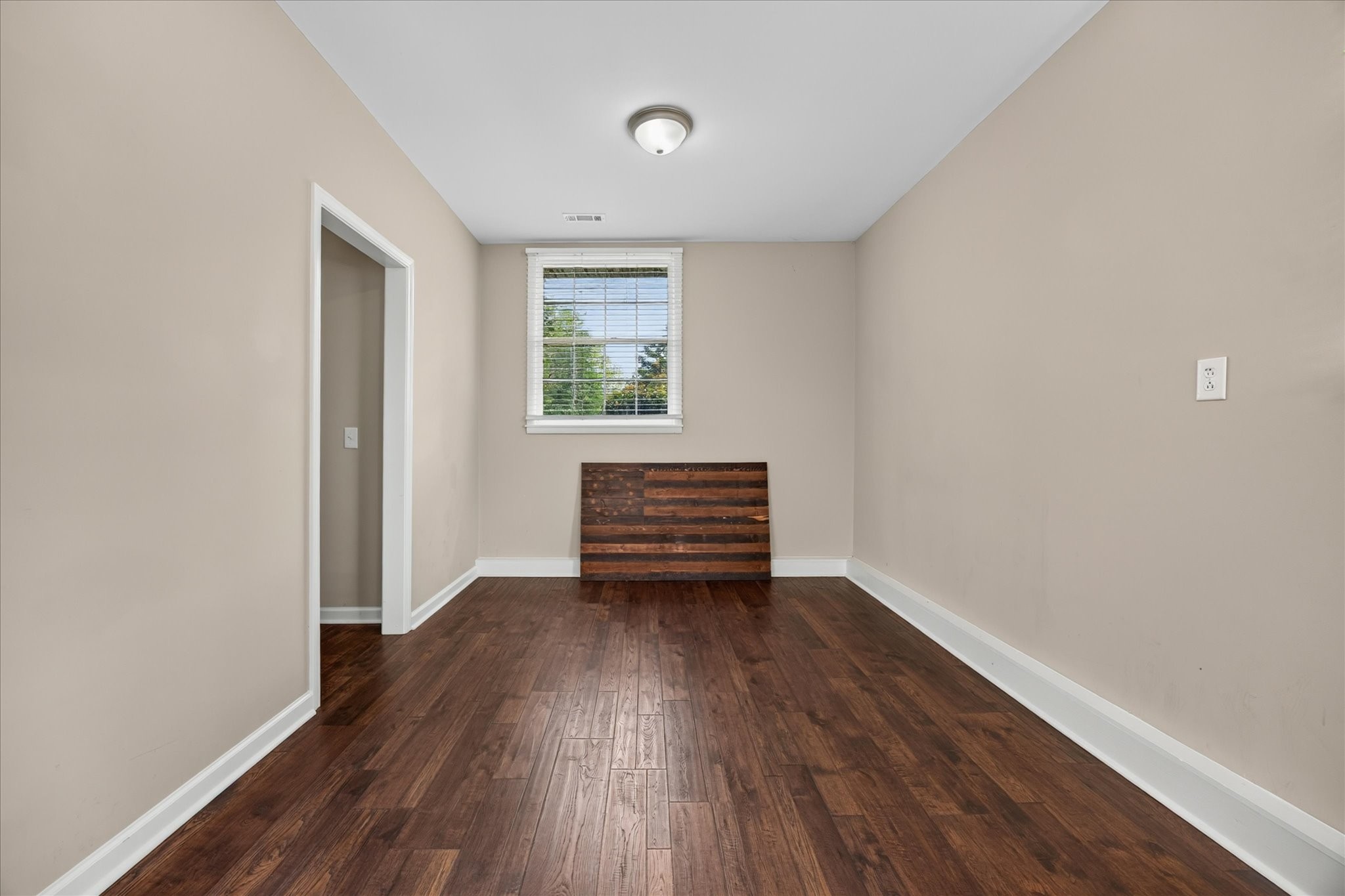 912 Beacon Dr Property Photo 31