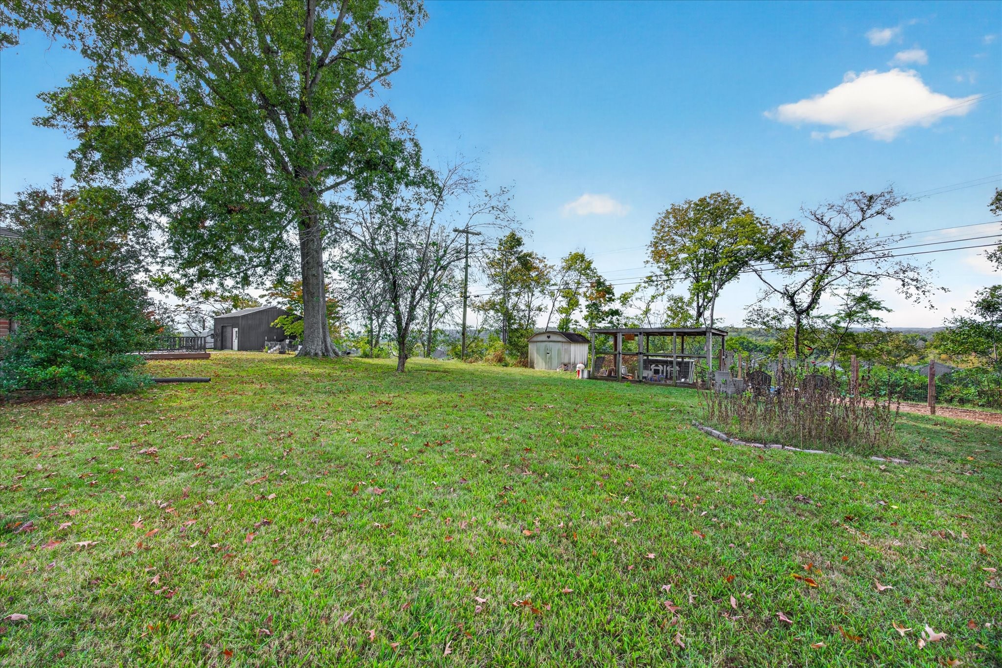 912 Beacon Dr Property Photo 49