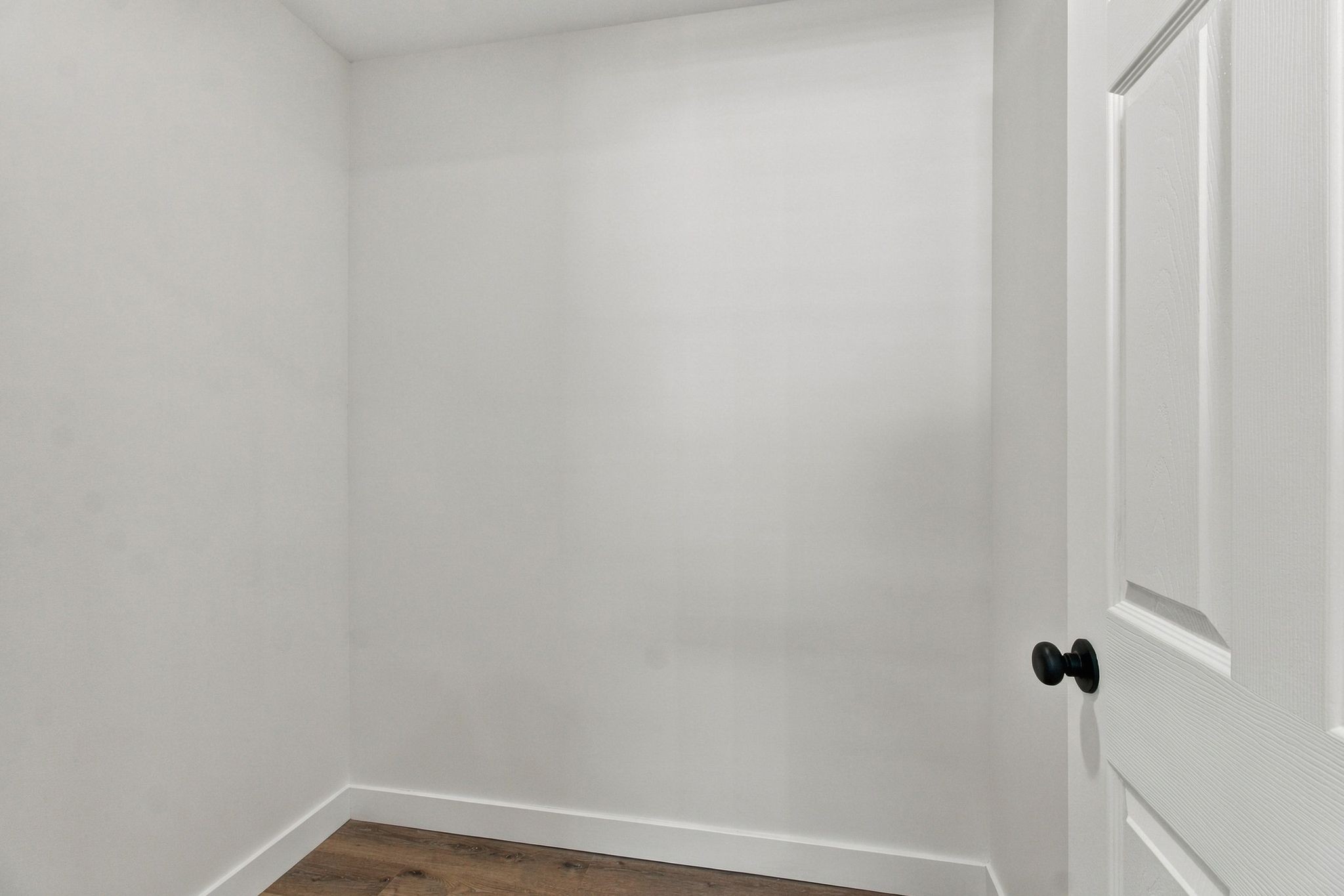 30 Warren St Property Photo 13