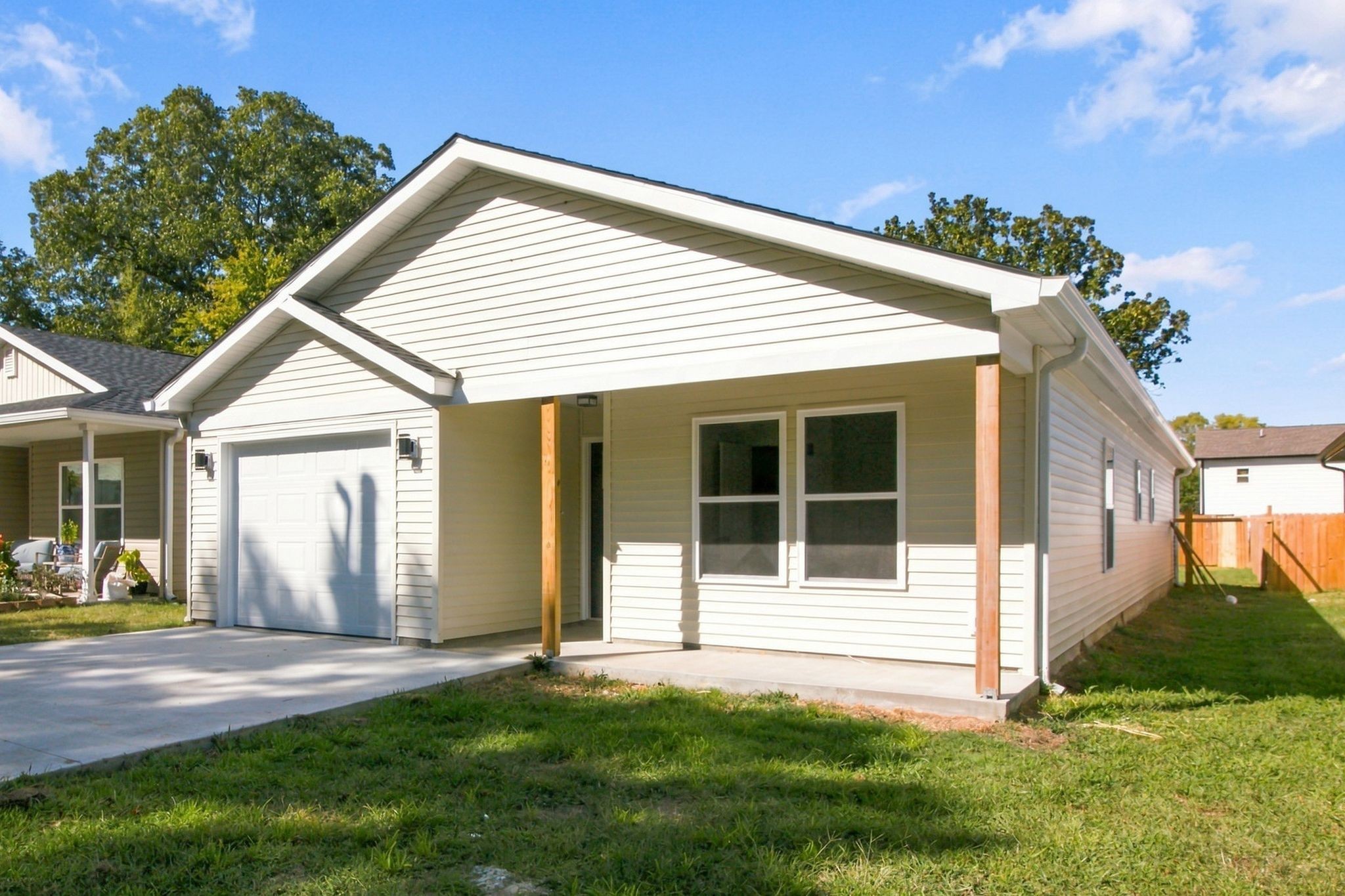 30 Warren St Property Photo 27