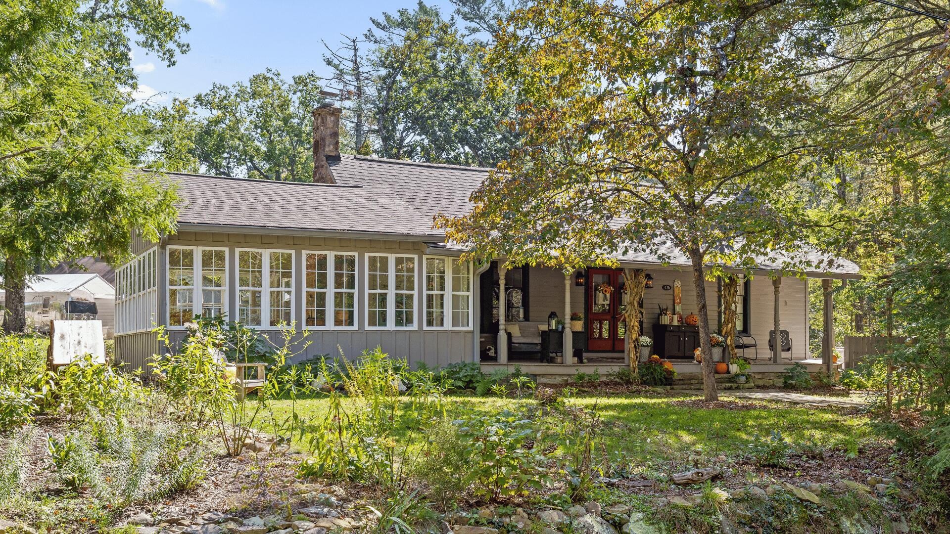 426 Glenway Avenue Property Photo 1