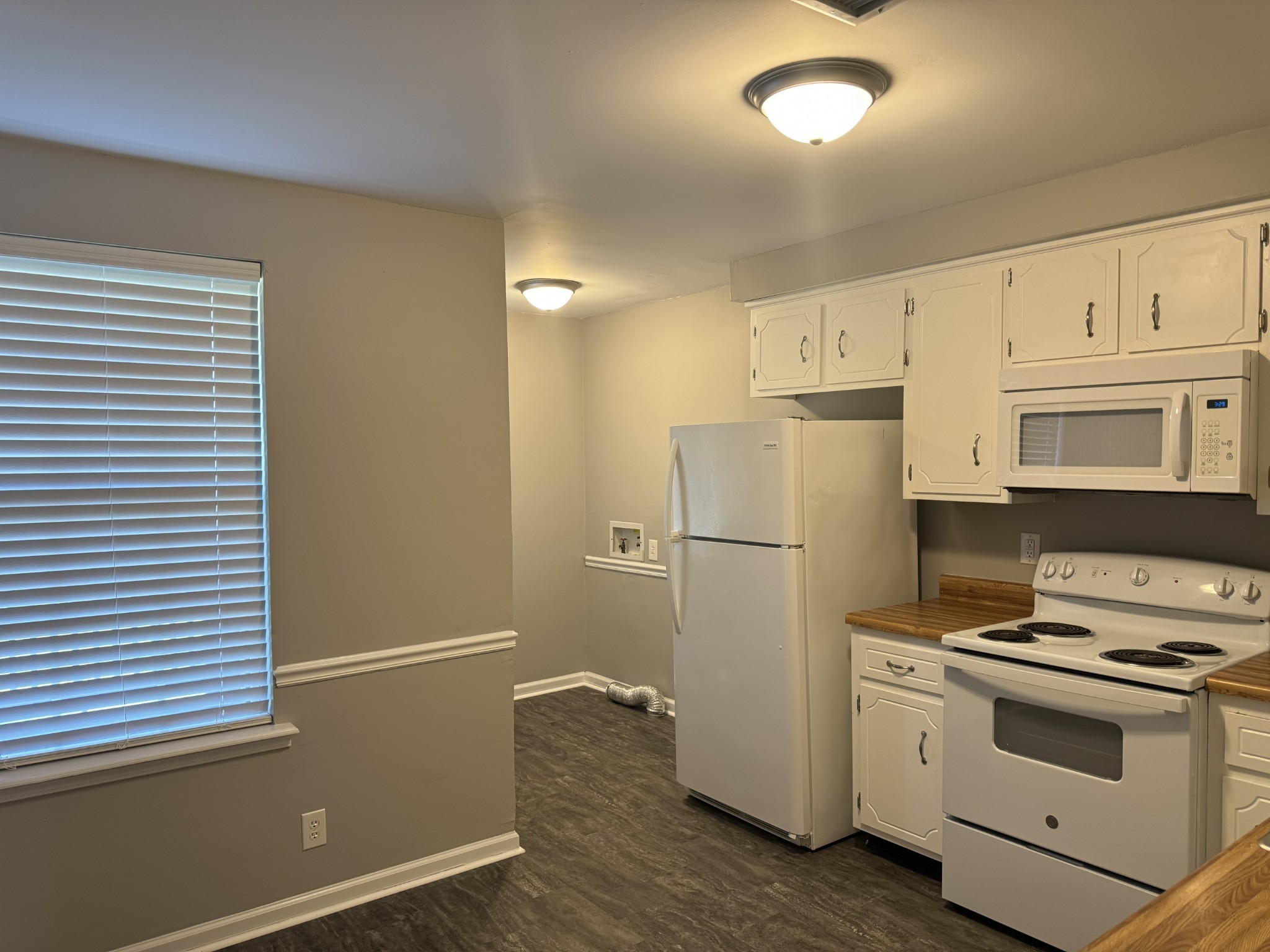 423 Cook Dr Property Photo 10