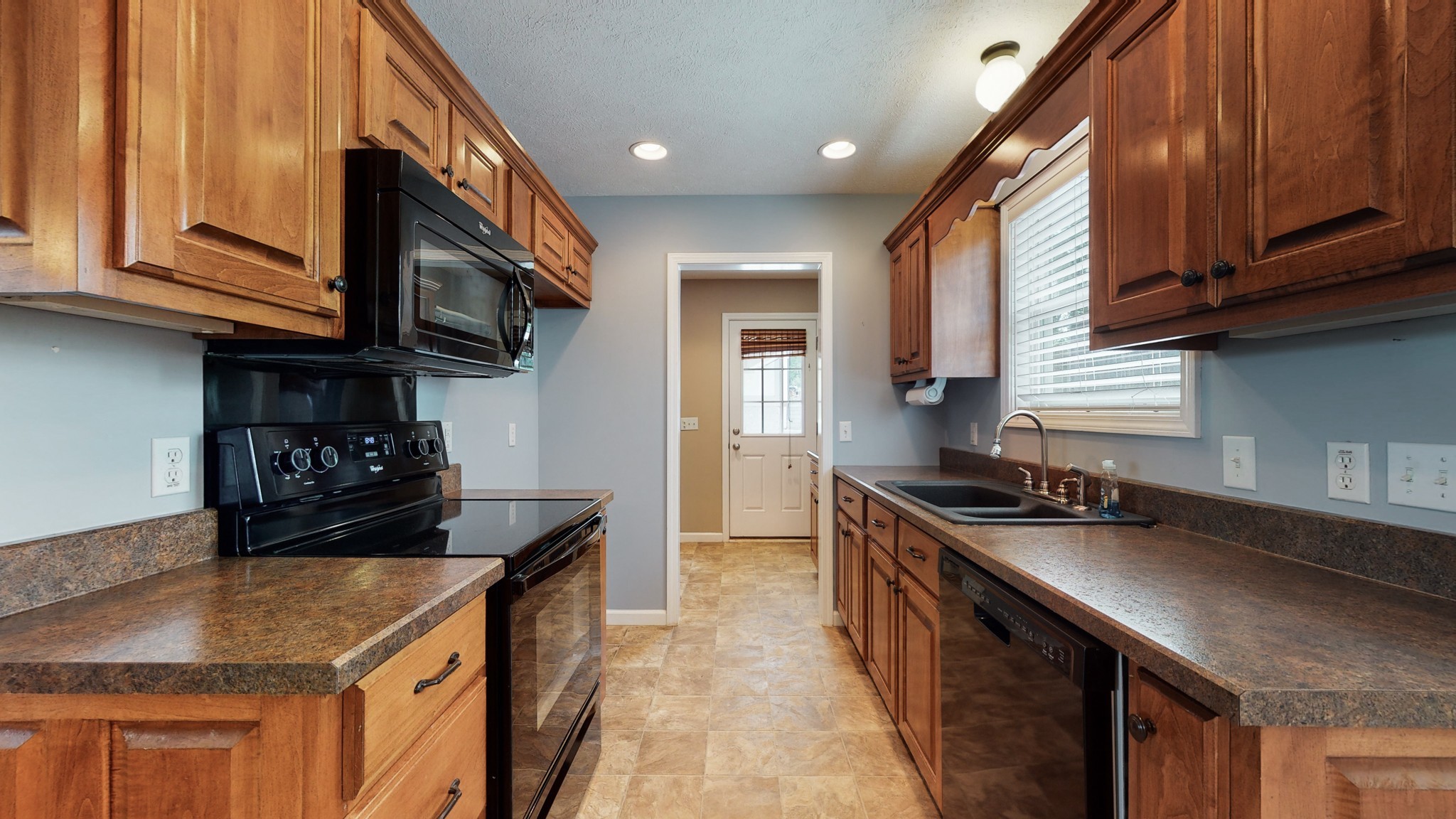 6720 Polk Ln Property Photo 45