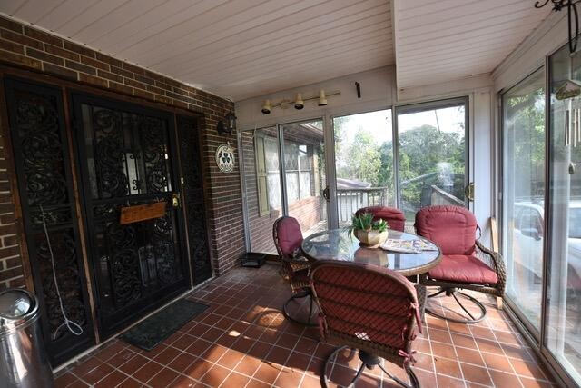 156 Ridgerest Property Photo 23