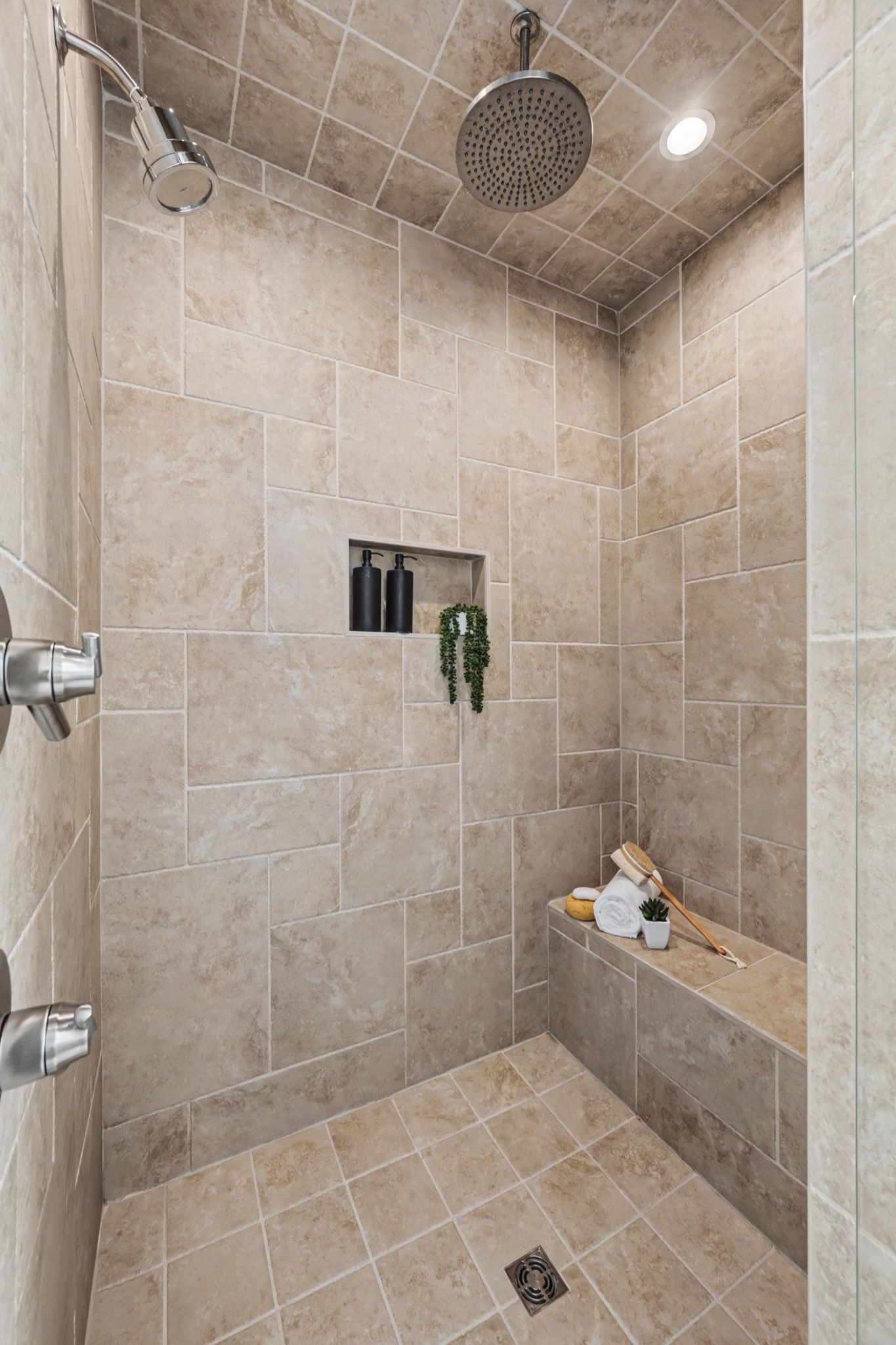 6412a Premier Dr Property Photo 33