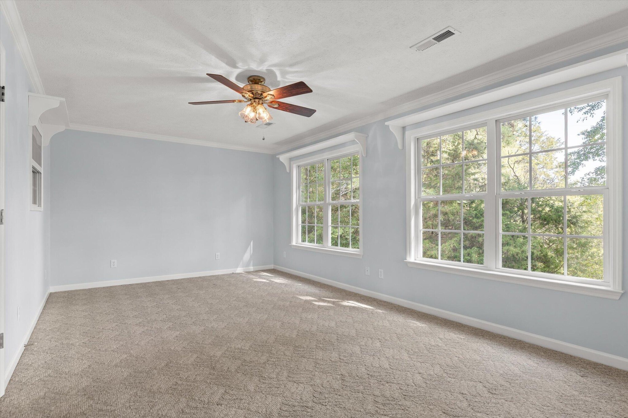 212 Honeysuckle Drive Property Photo 21