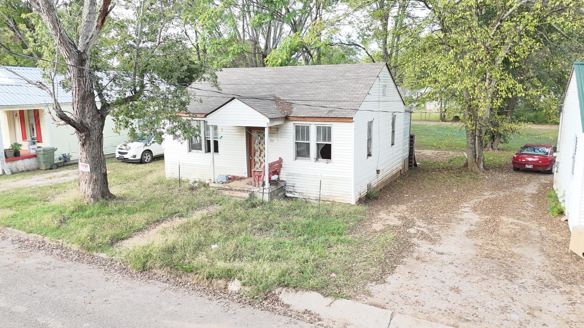 524 3rd St Property Photo 1