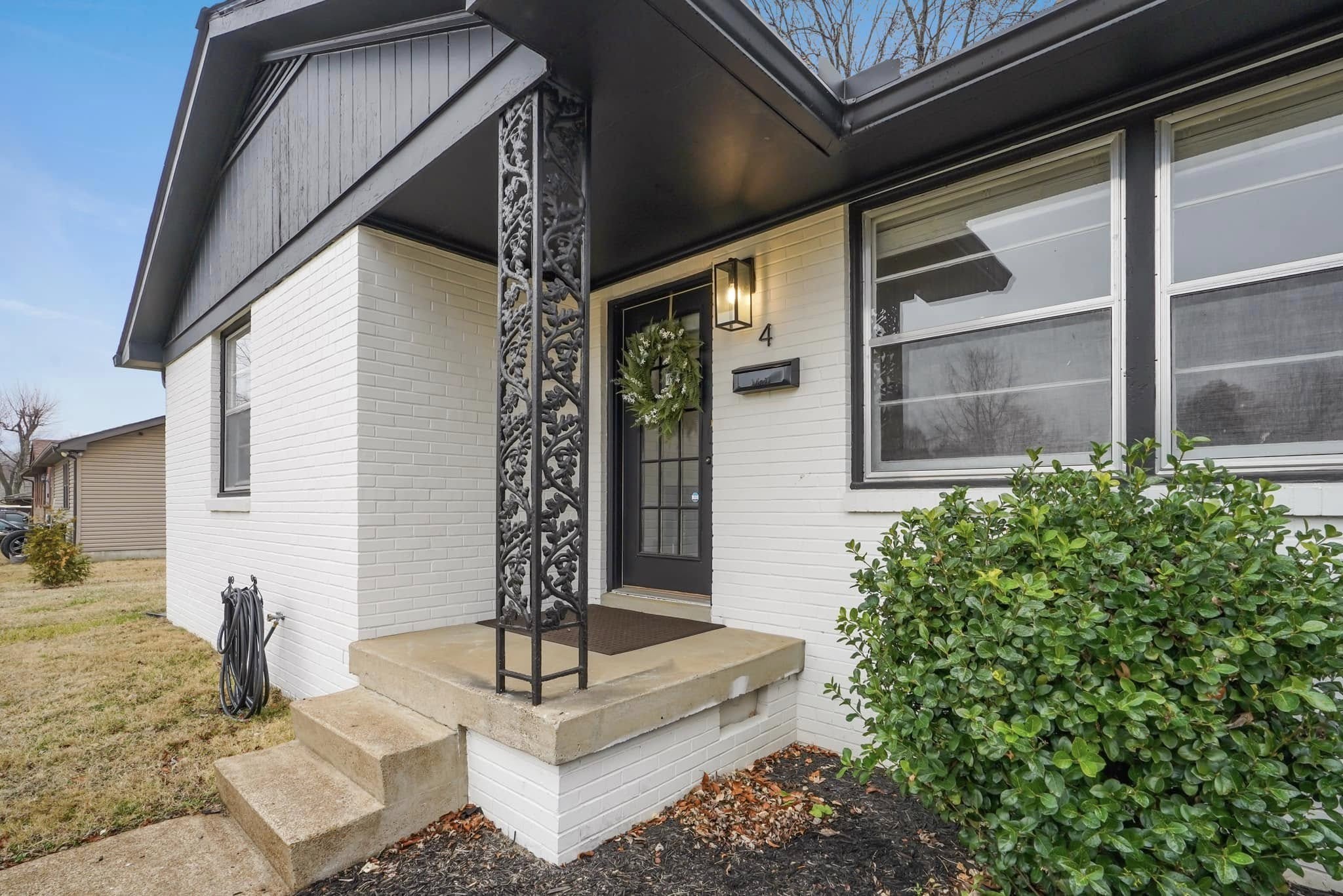 4 Bond St Property Photo 6