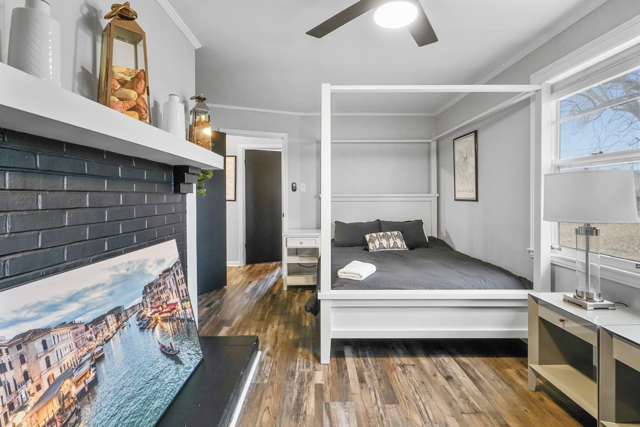 4 Bond St Property Photo 15