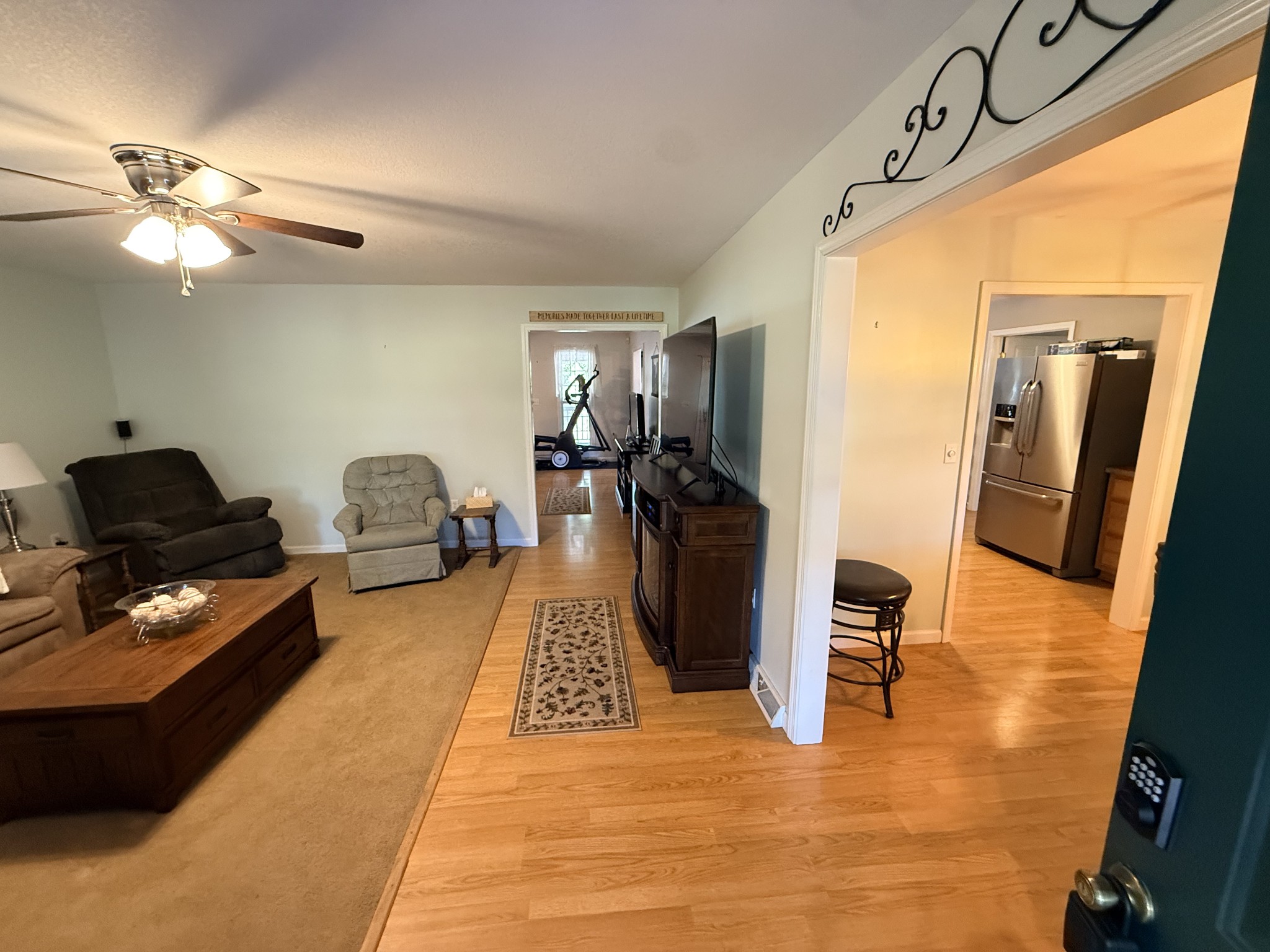 2329 Roslin Rd Property Photo 10