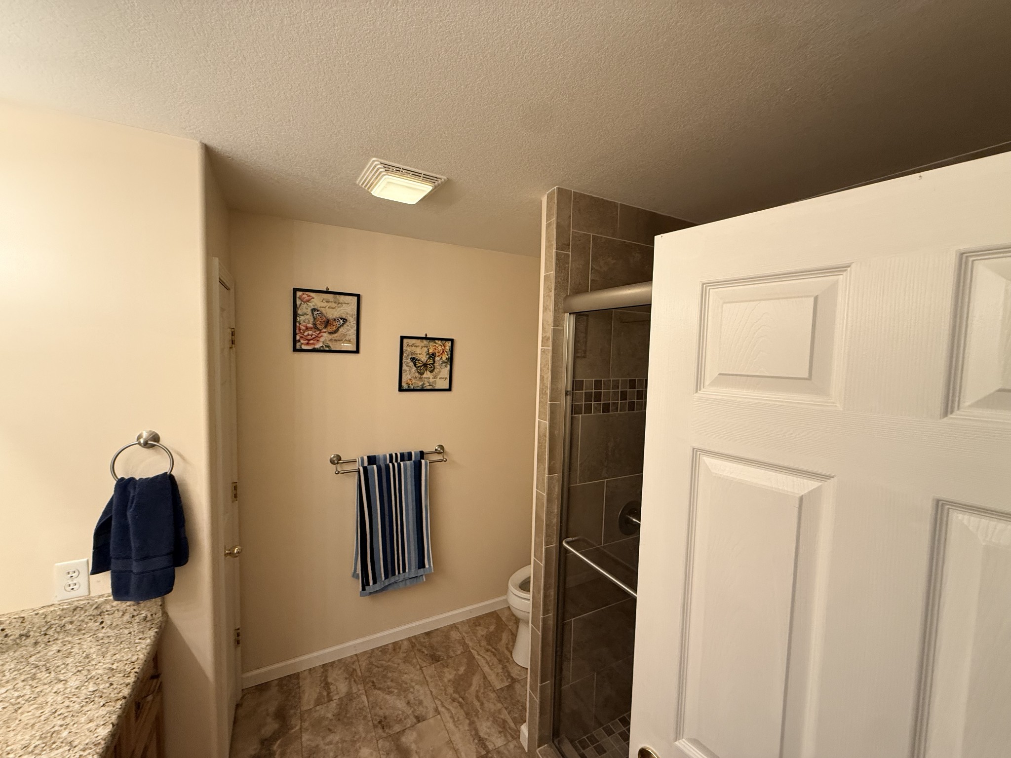 2329 Roslin Rd Property Photo 24