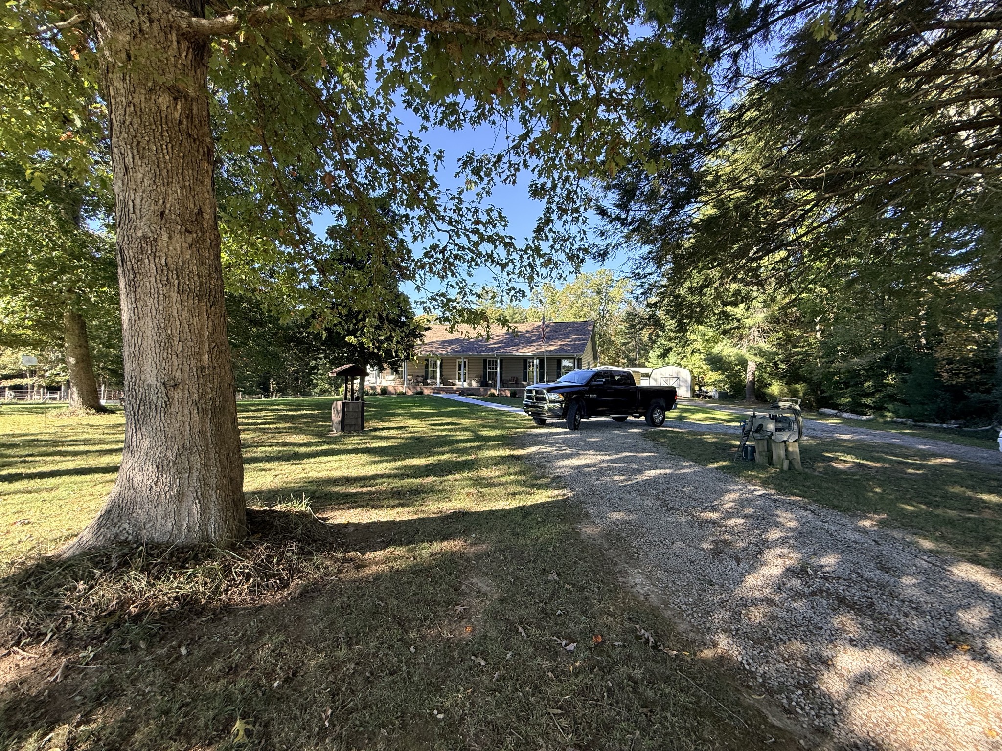 2329 Roslin Rd Property Photo 45
