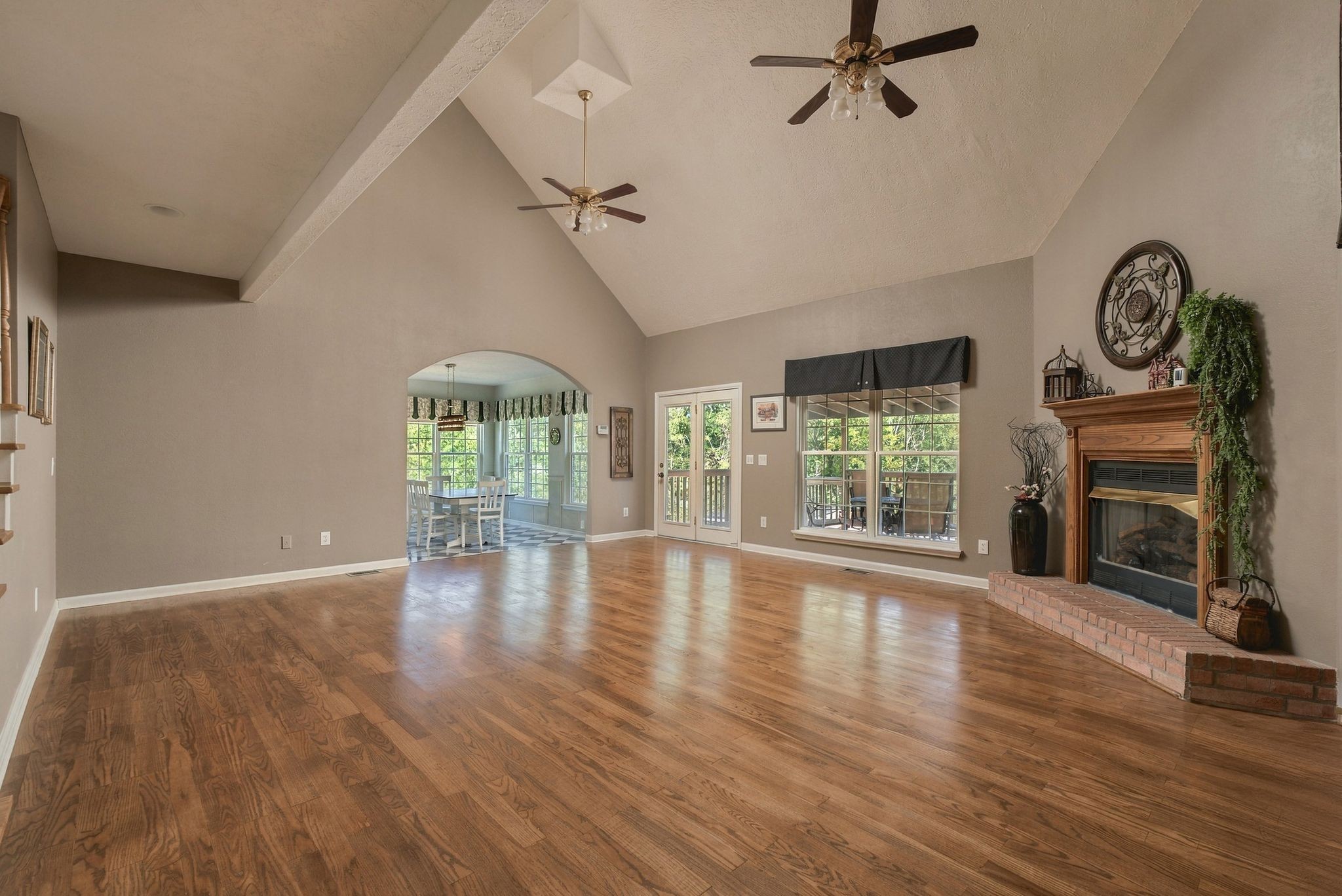 5839 Hickory Ridge Rd Property Photo 7