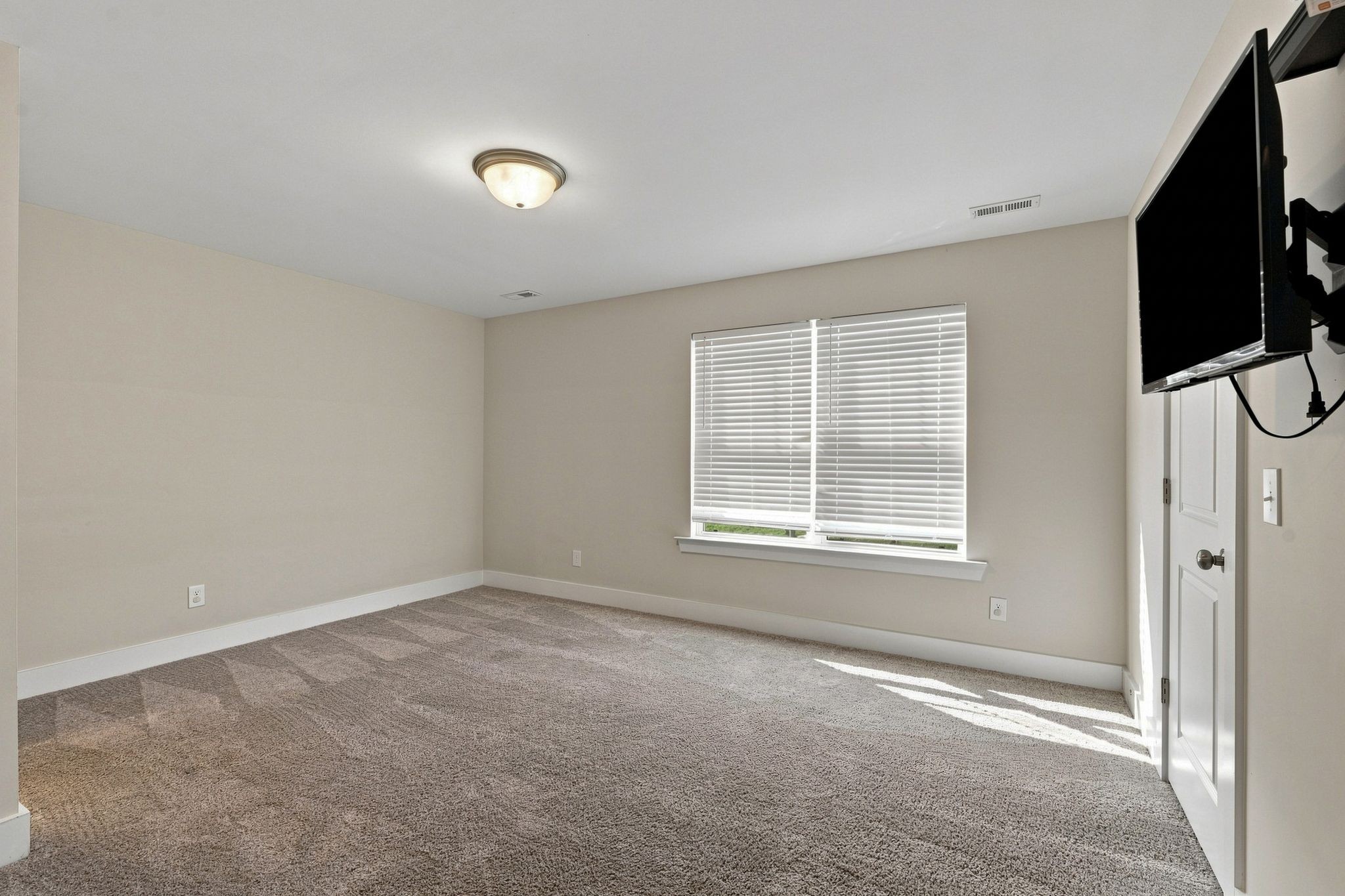 934 Kalu Dr Property Photo 11
