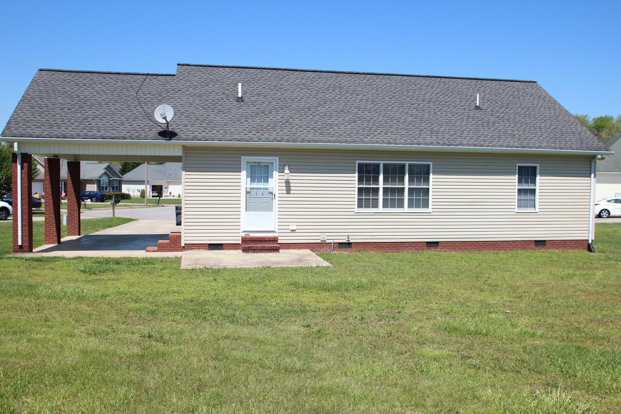 75 Sandstone Ct Property Photo 2
